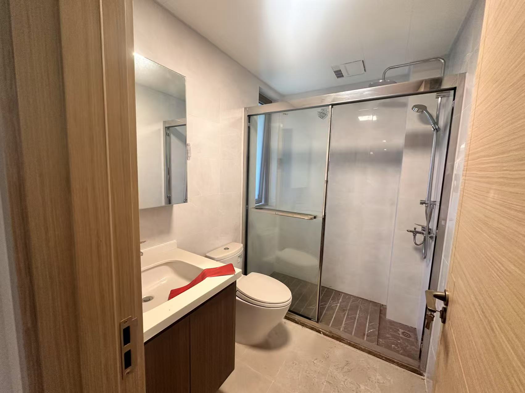 星湖泮 4室2厅2卫 142.24m&sup2;