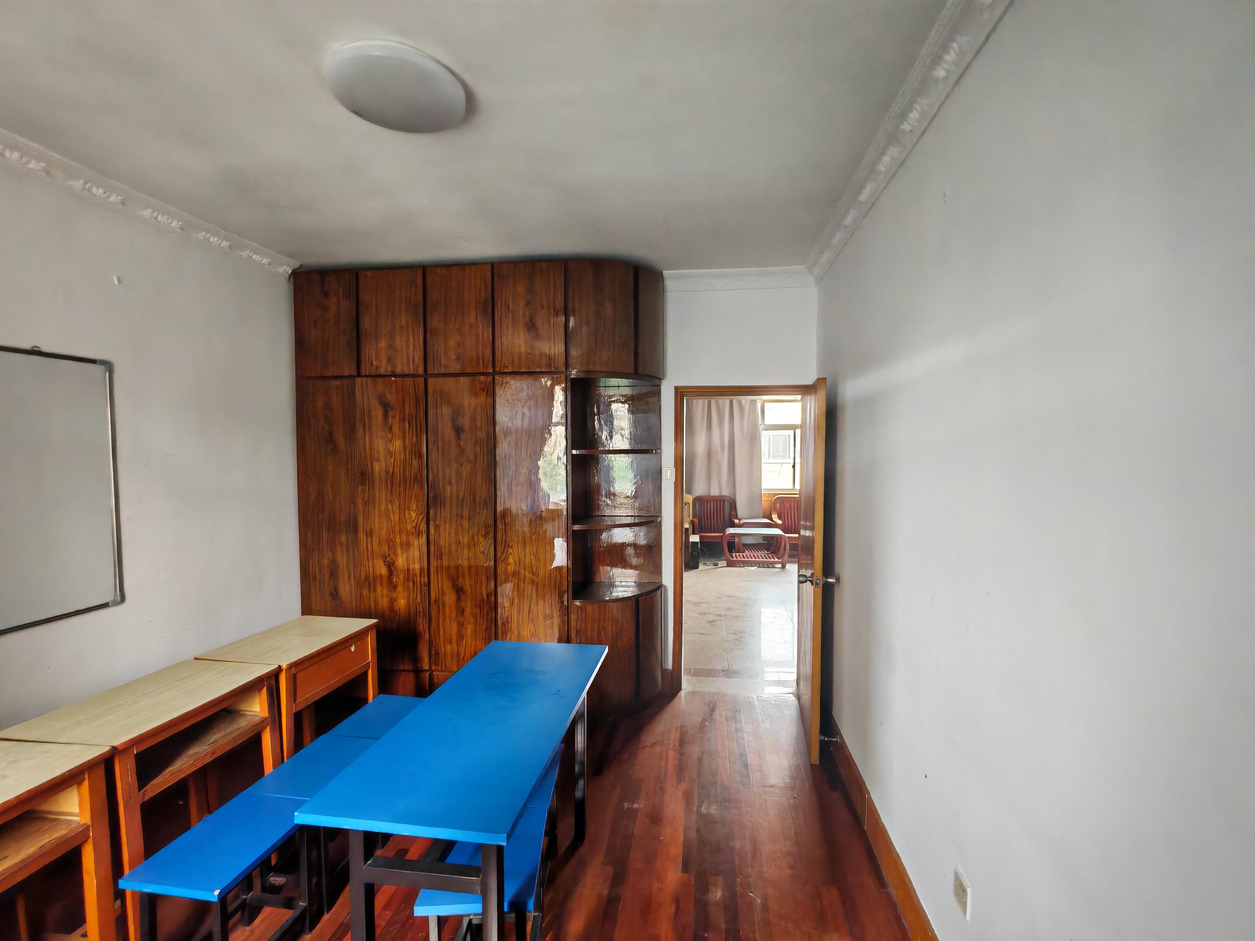 文峰新村 3室2厅1卫 110m&sup2;