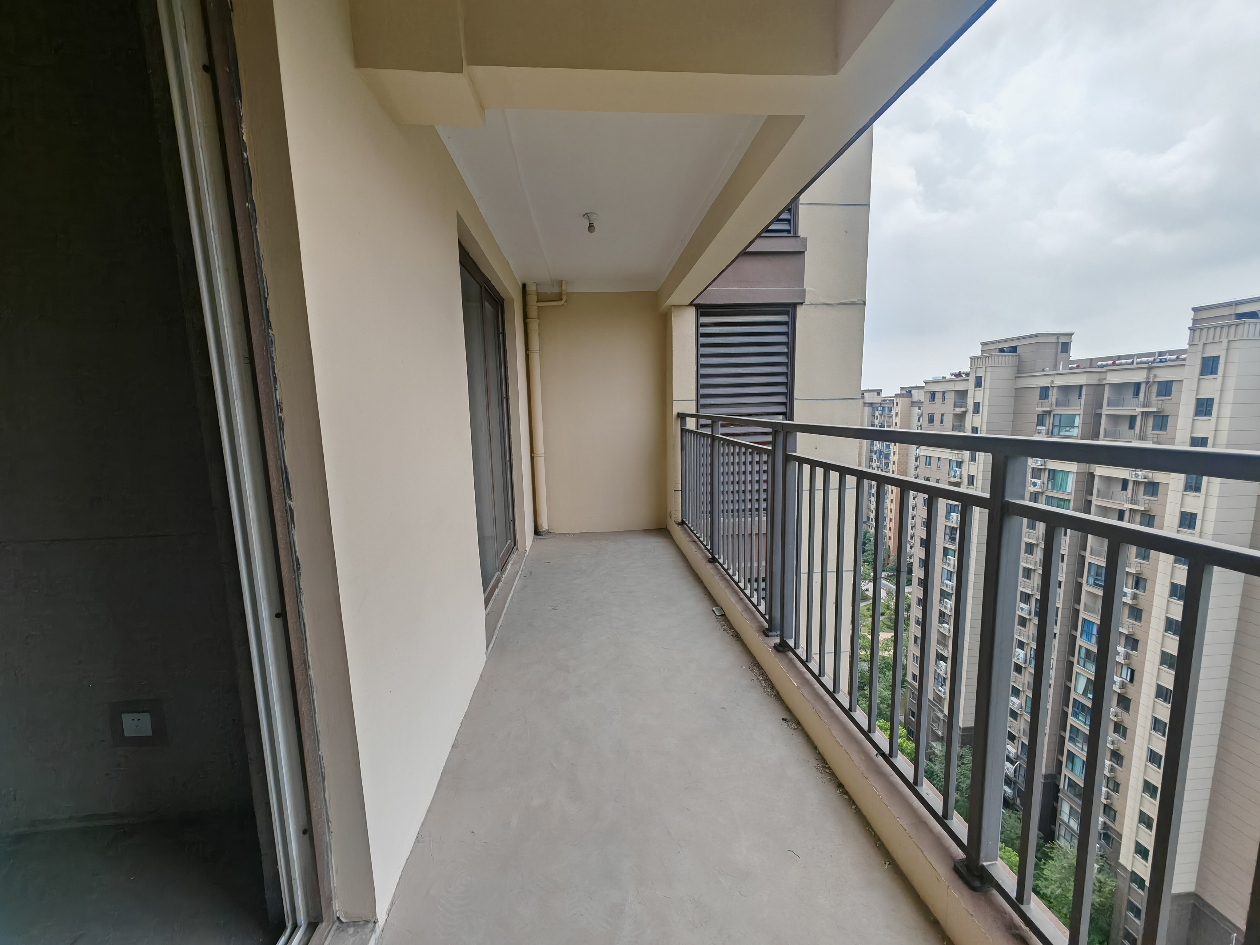 佳源都市 3室2厅2卫 116.76m&sup2;