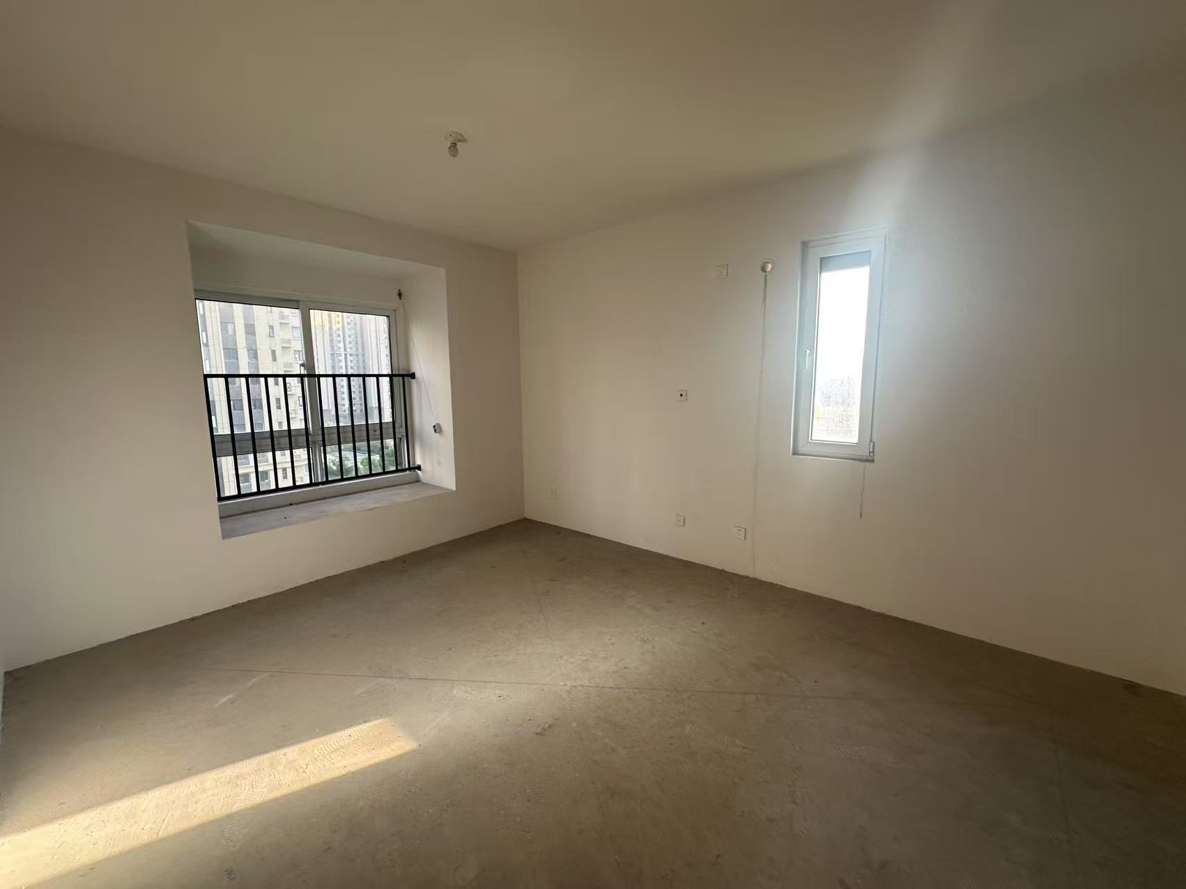 中海碧林湾 4室2厅2卫 129.16m&sup2;