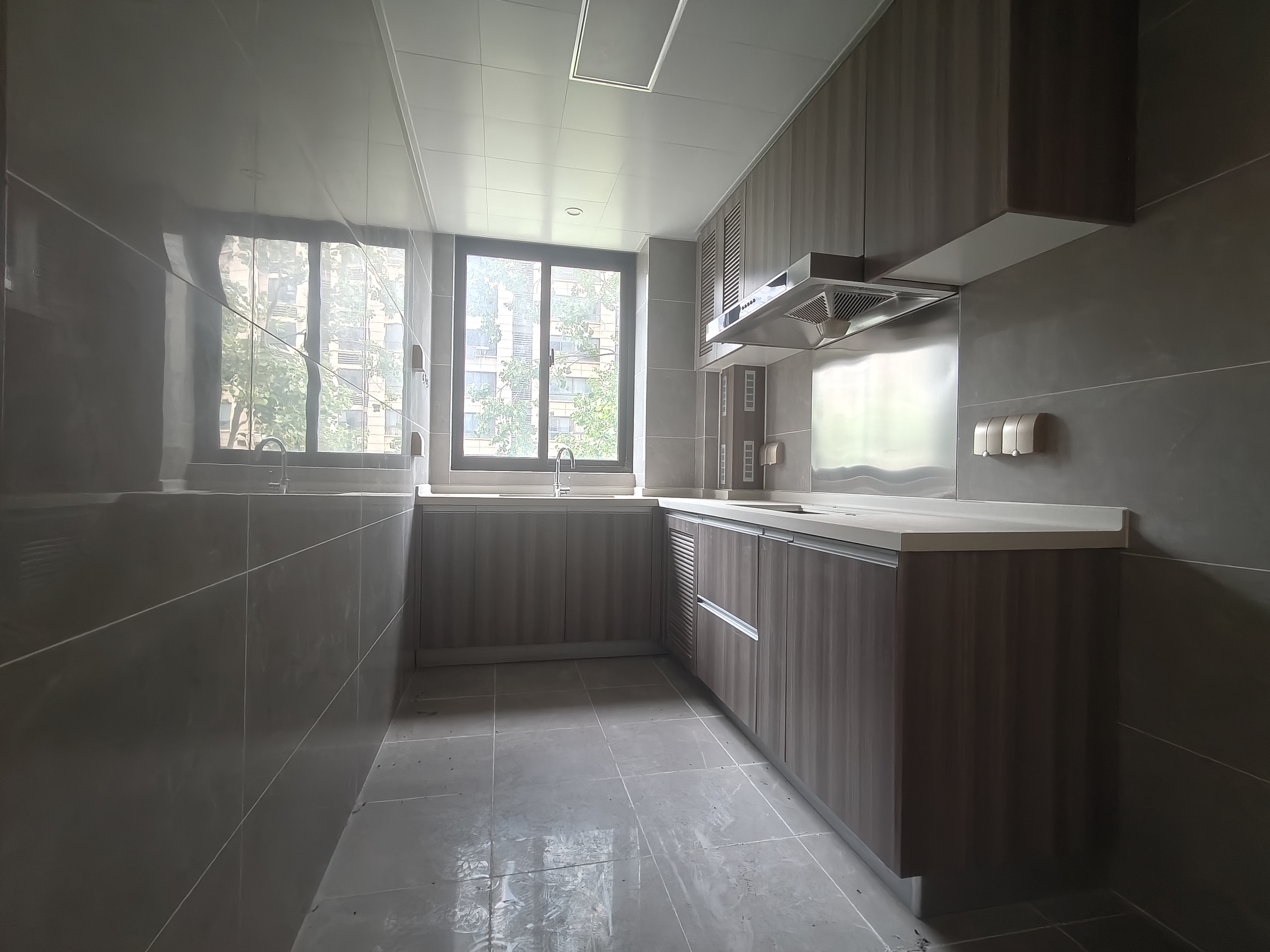 中创大都会 3室2厅2卫 114.39m&sup2;