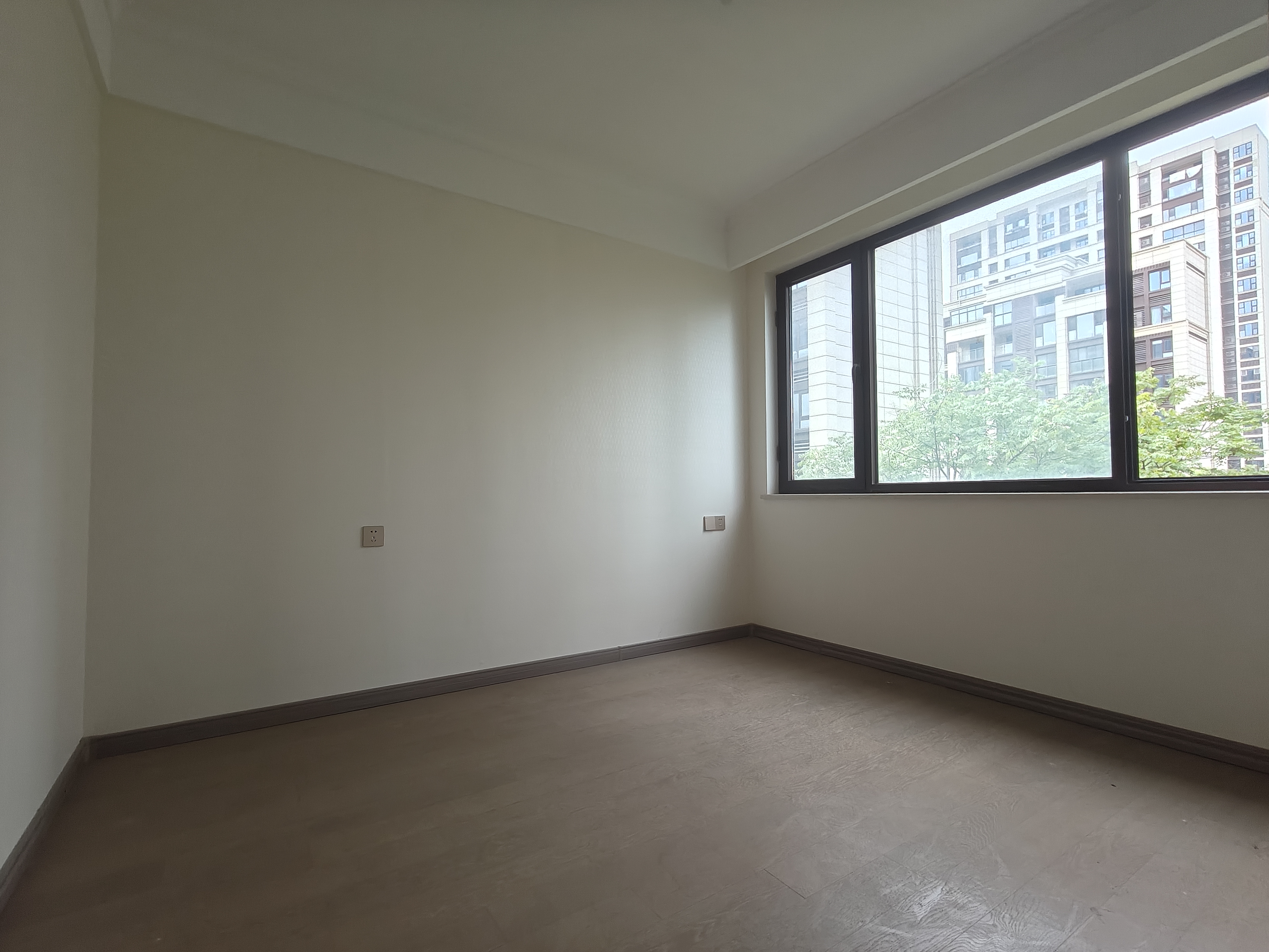中创大都会 3室2厅2卫 114.39m&sup2;
