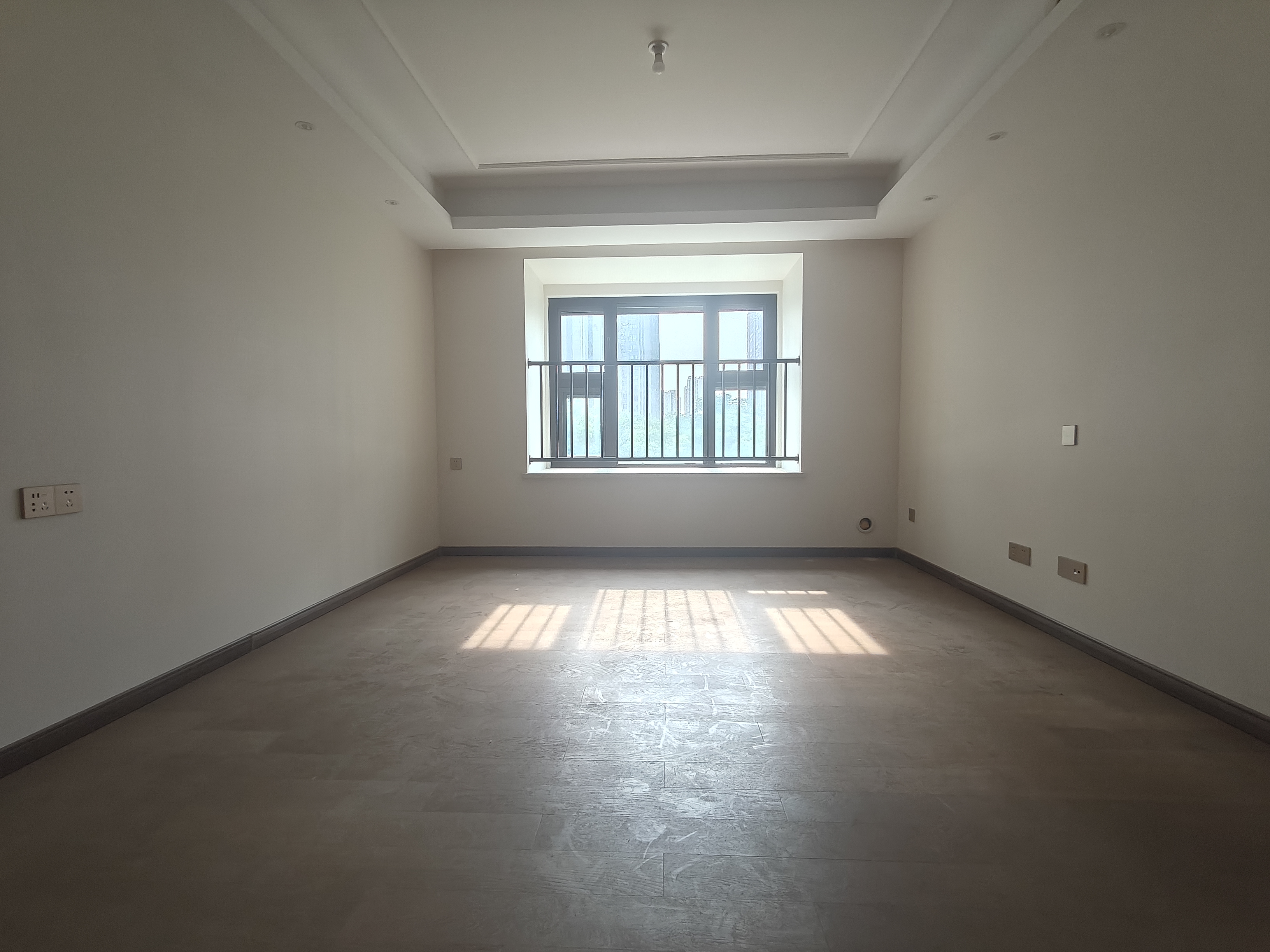 中创大都会 3室2厅2卫 114.39m&sup2;