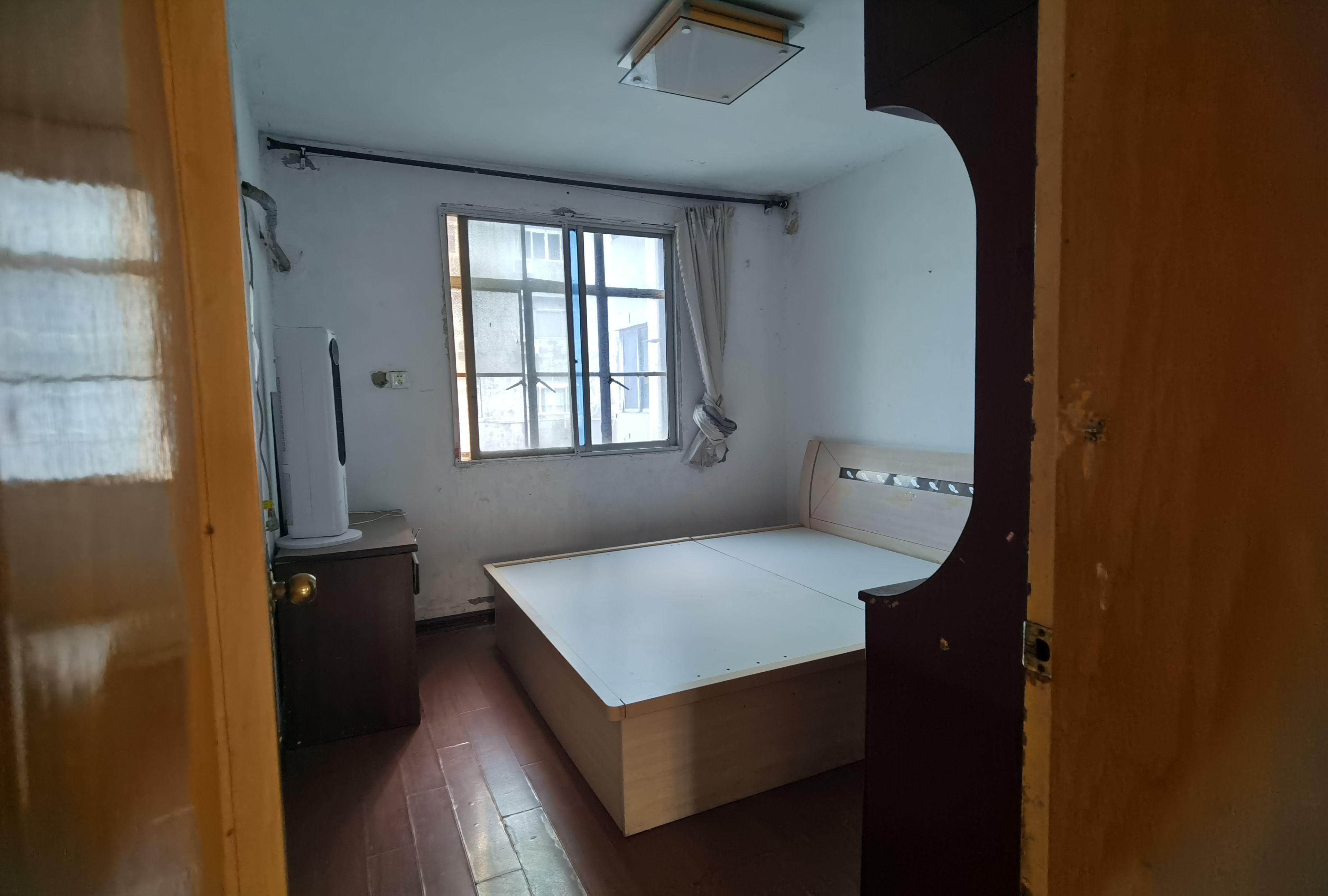 濠东路51号小区 2室1厅1卫 67m&sup2;