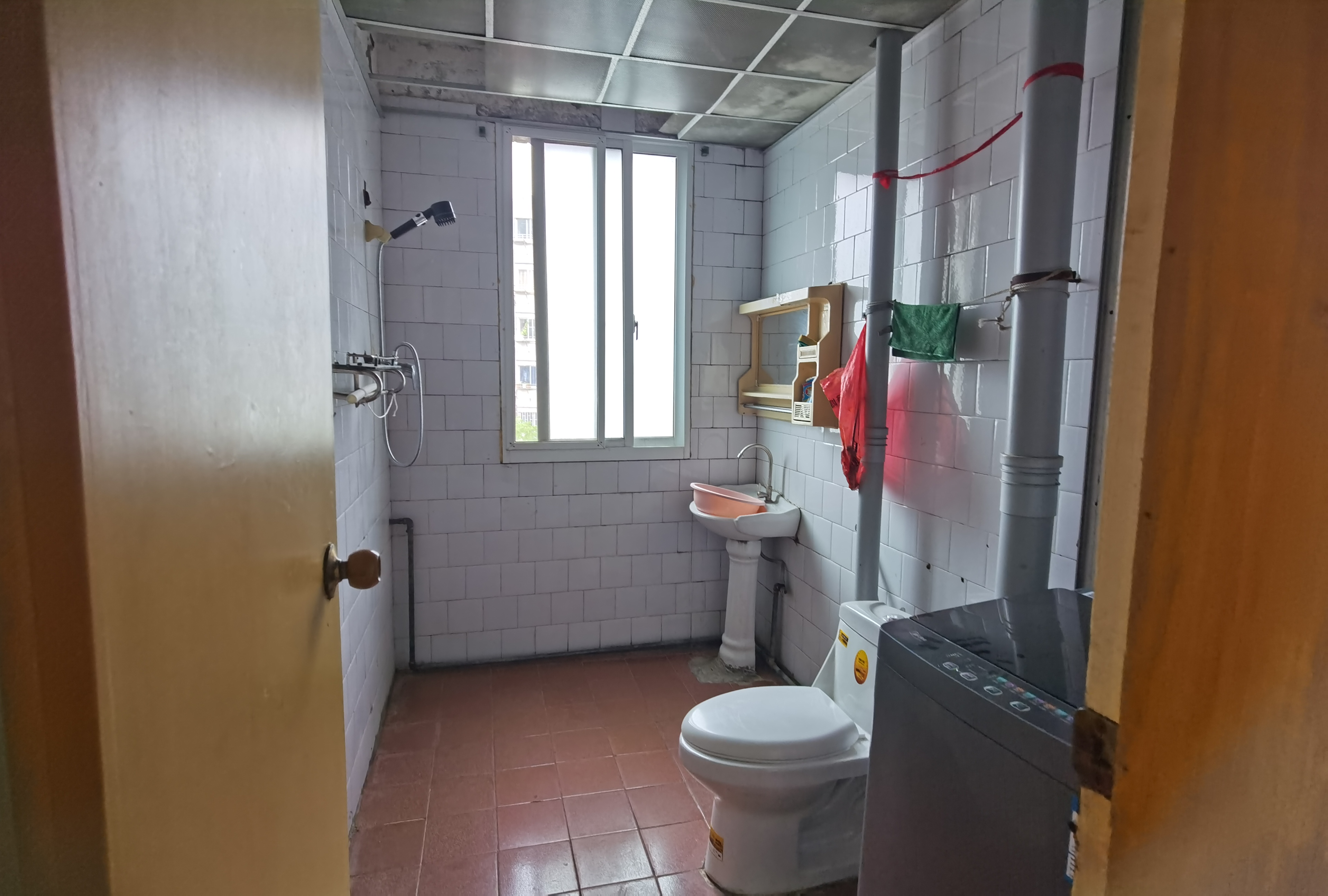 濠东路51号小区 2室1厅1卫 67m&sup2;
