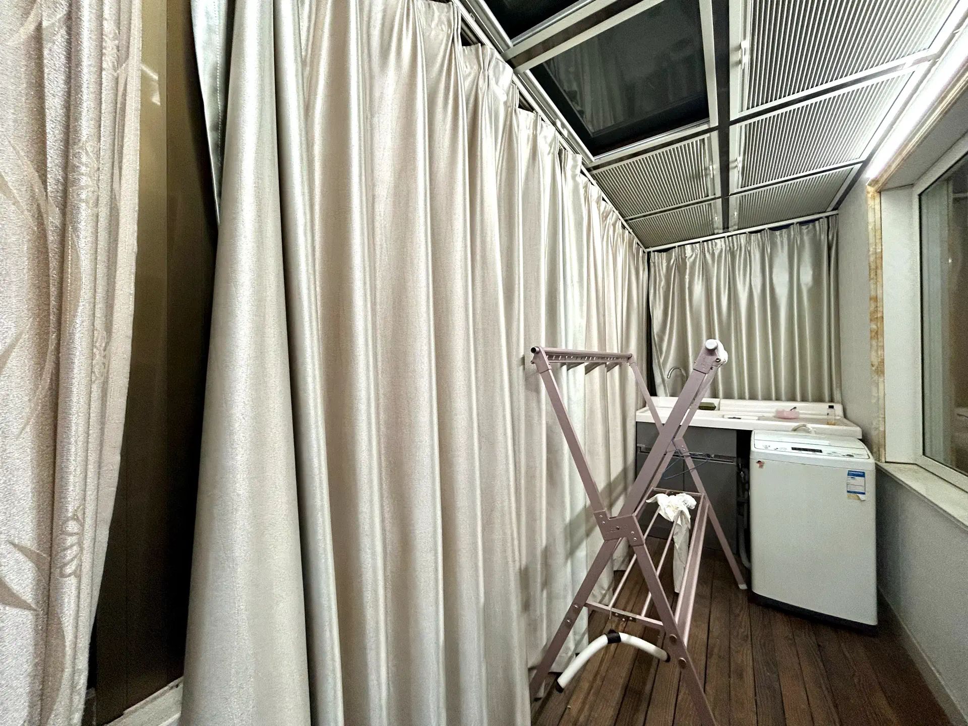 华山花苑一期 3室2厅2卫 146m&sup2;