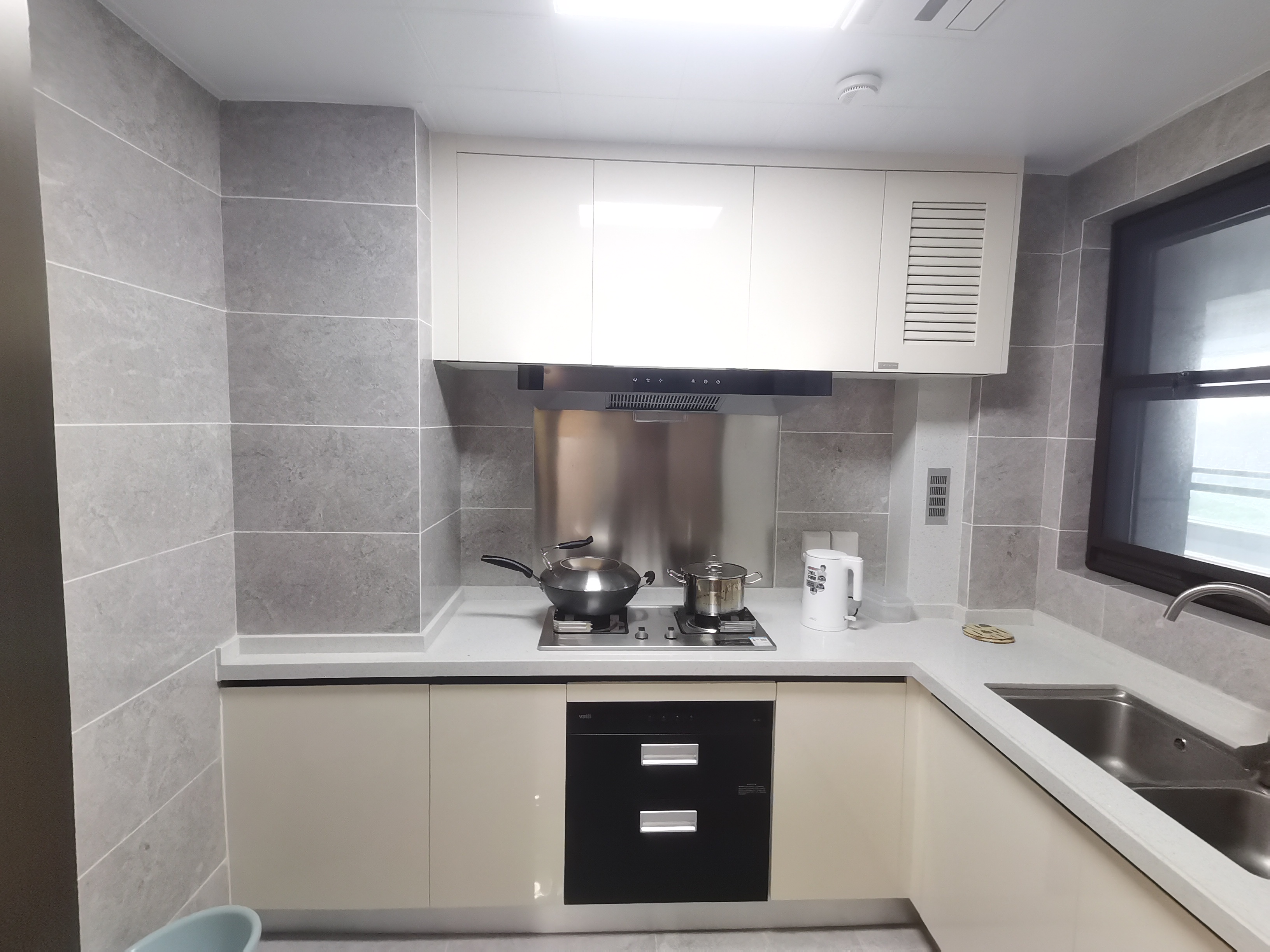 远创东樾 3室2厅1卫 106.77m&sup2;