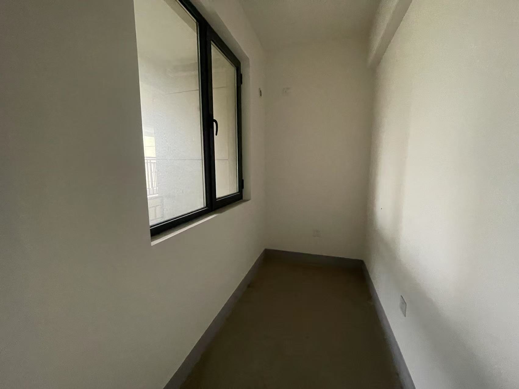翠园 3室2厅2卫 104.71m&sup2;