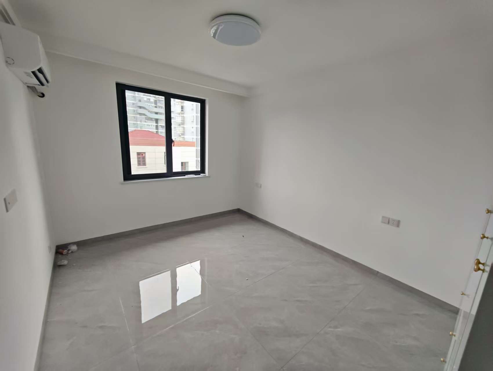 南川园新村 3室1厅1卫 90.00m&sup2;