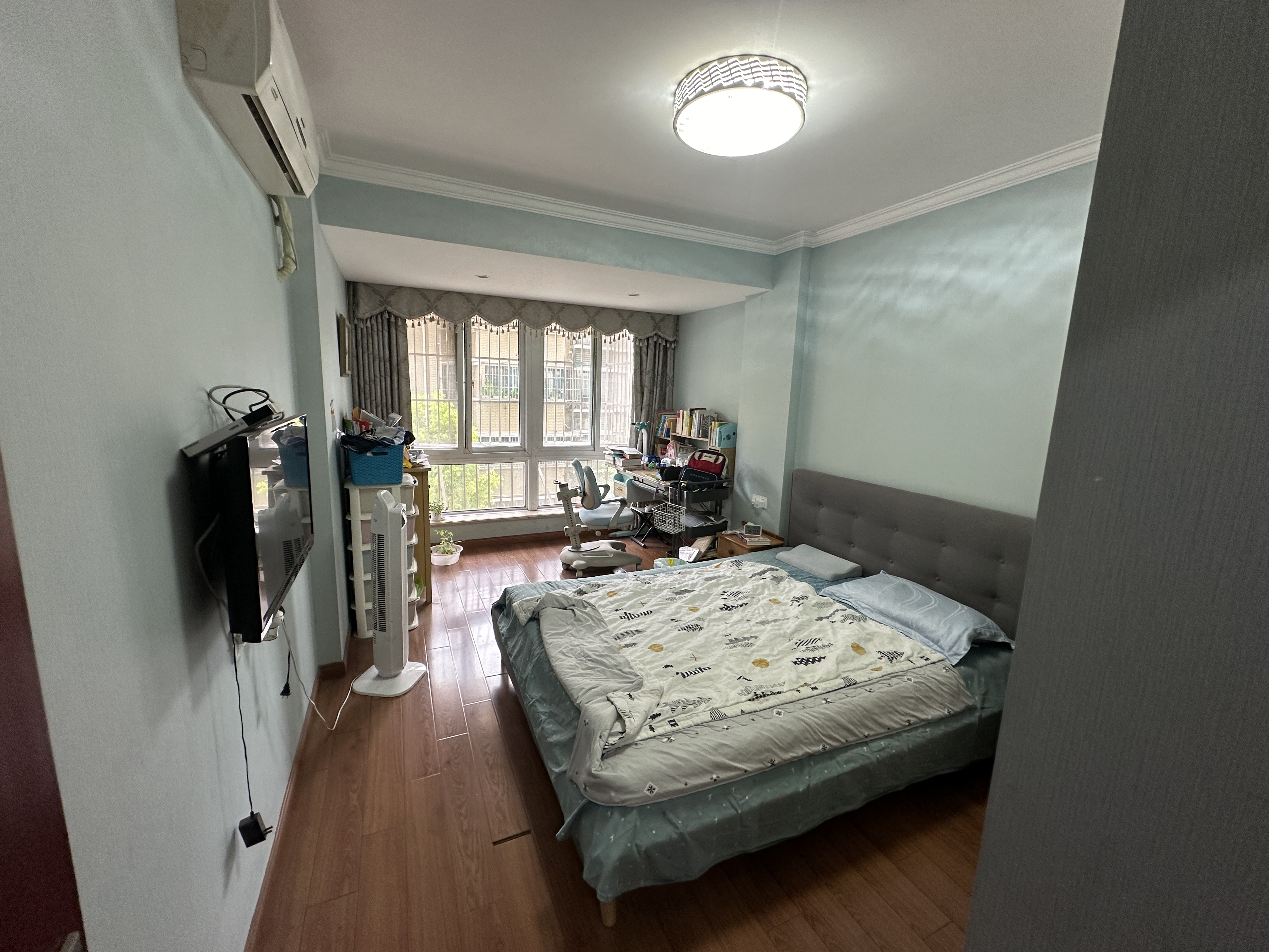 新东方花苑 3室1厅1卫 101.71m&sup2;