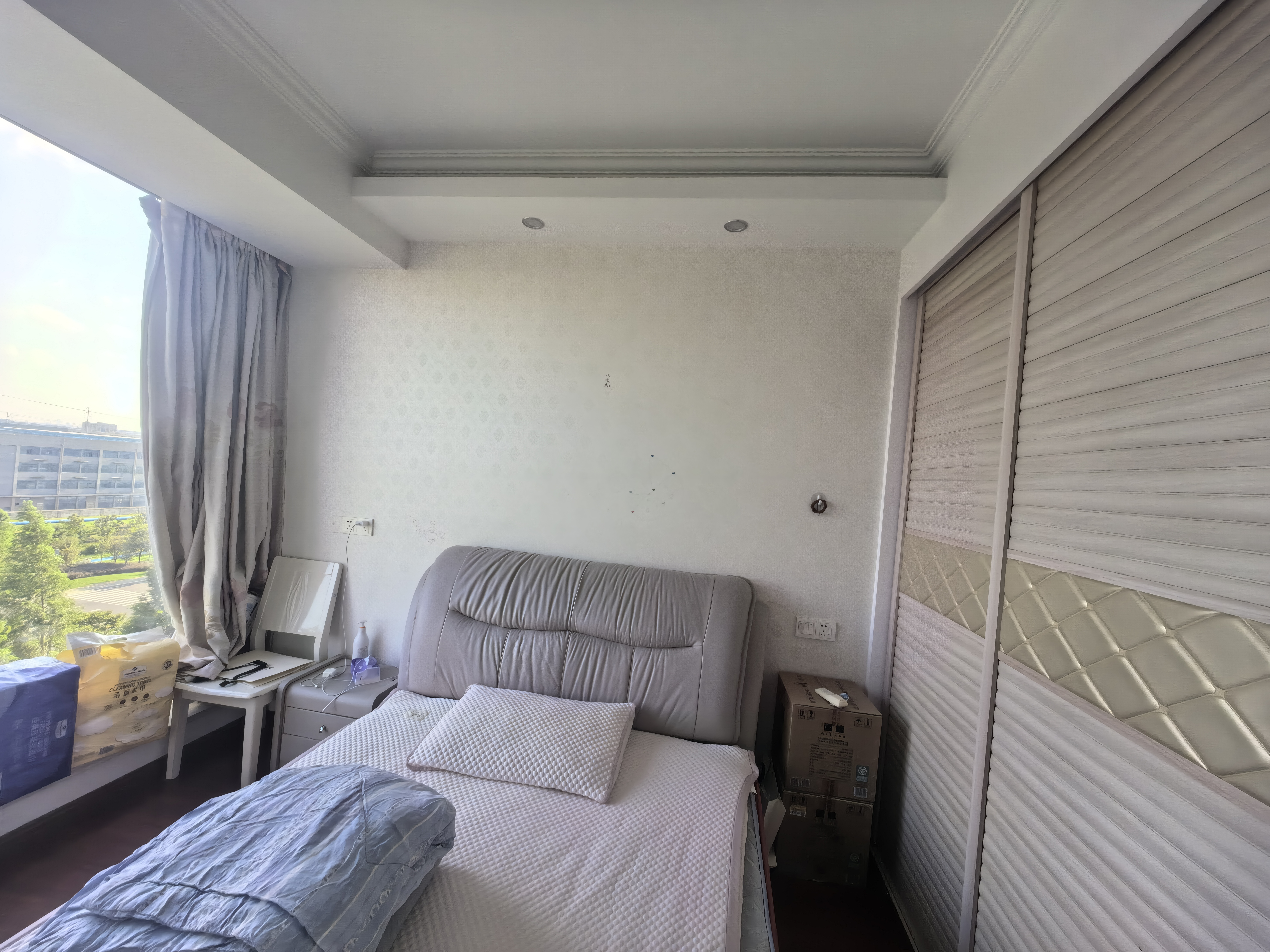 银河湾 3室2厅1卫 93m&sup2;