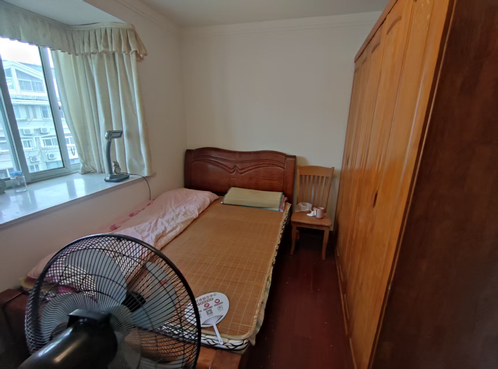 春晖花园 4室2厅2卫 110m&sup2;