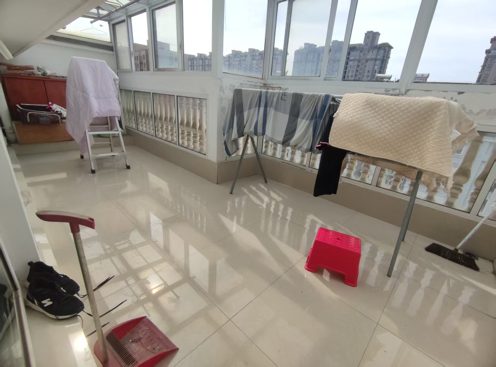 春晖花园 4室2厅2卫 110m&sup2;