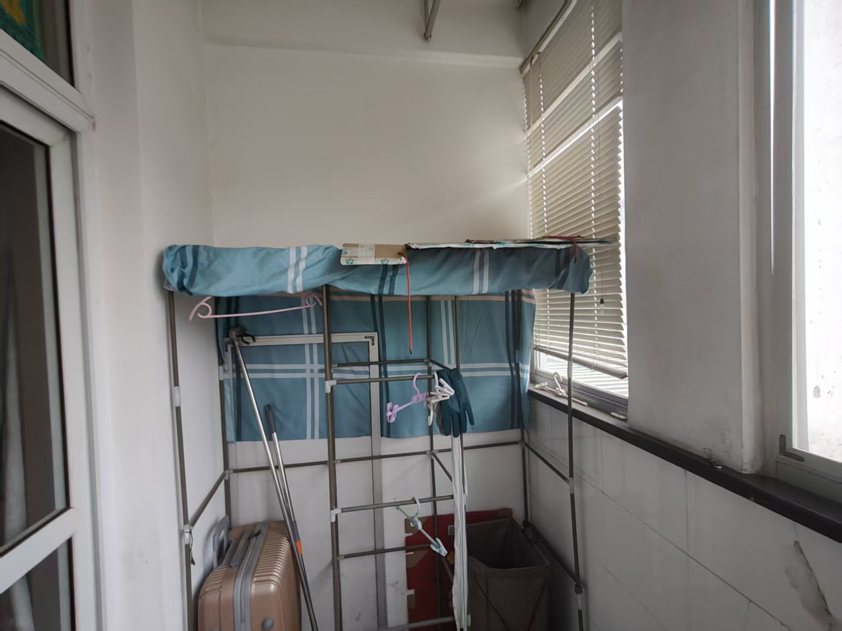 华山花苑一期 2室1厅1卫 80m&sup2;