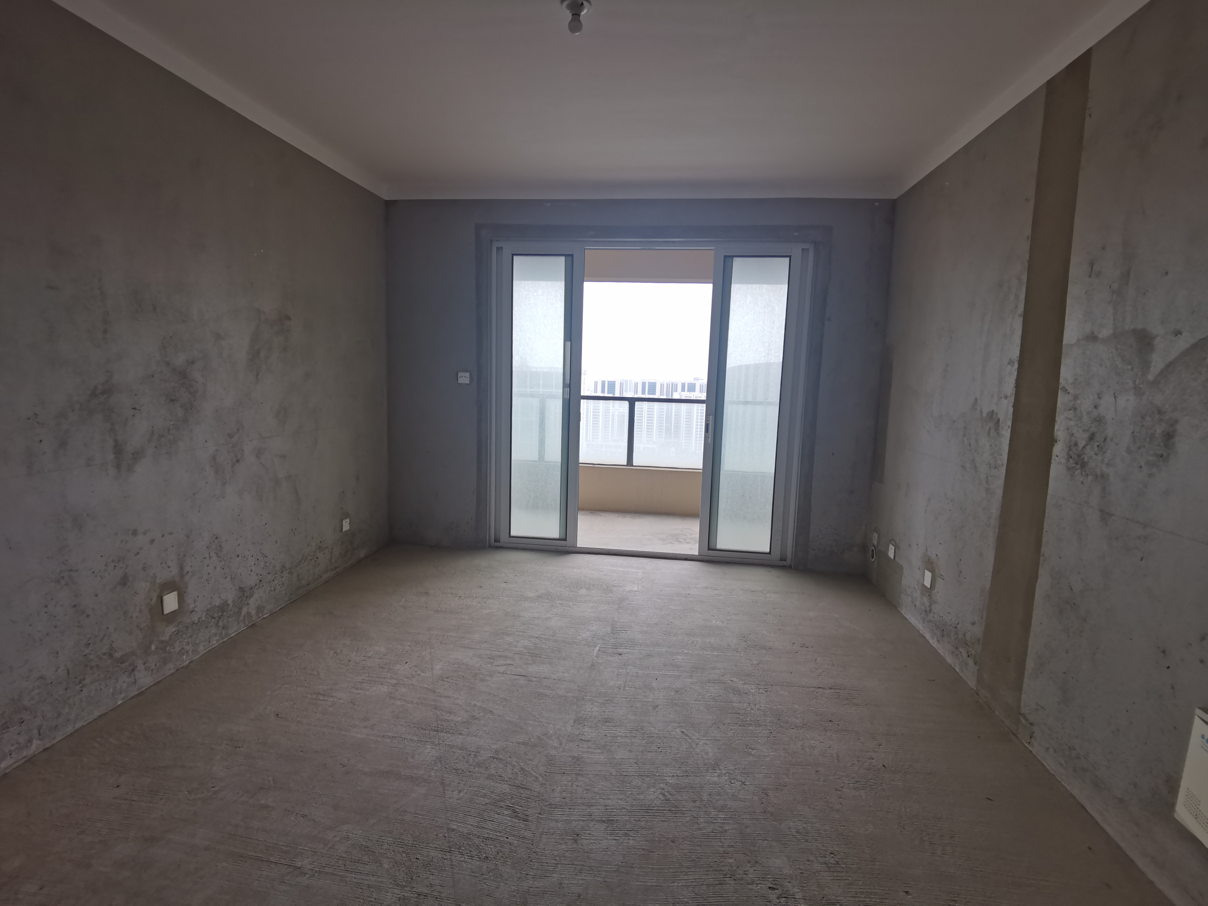 富都豪园 3室2厅1卫 109m&sup2;