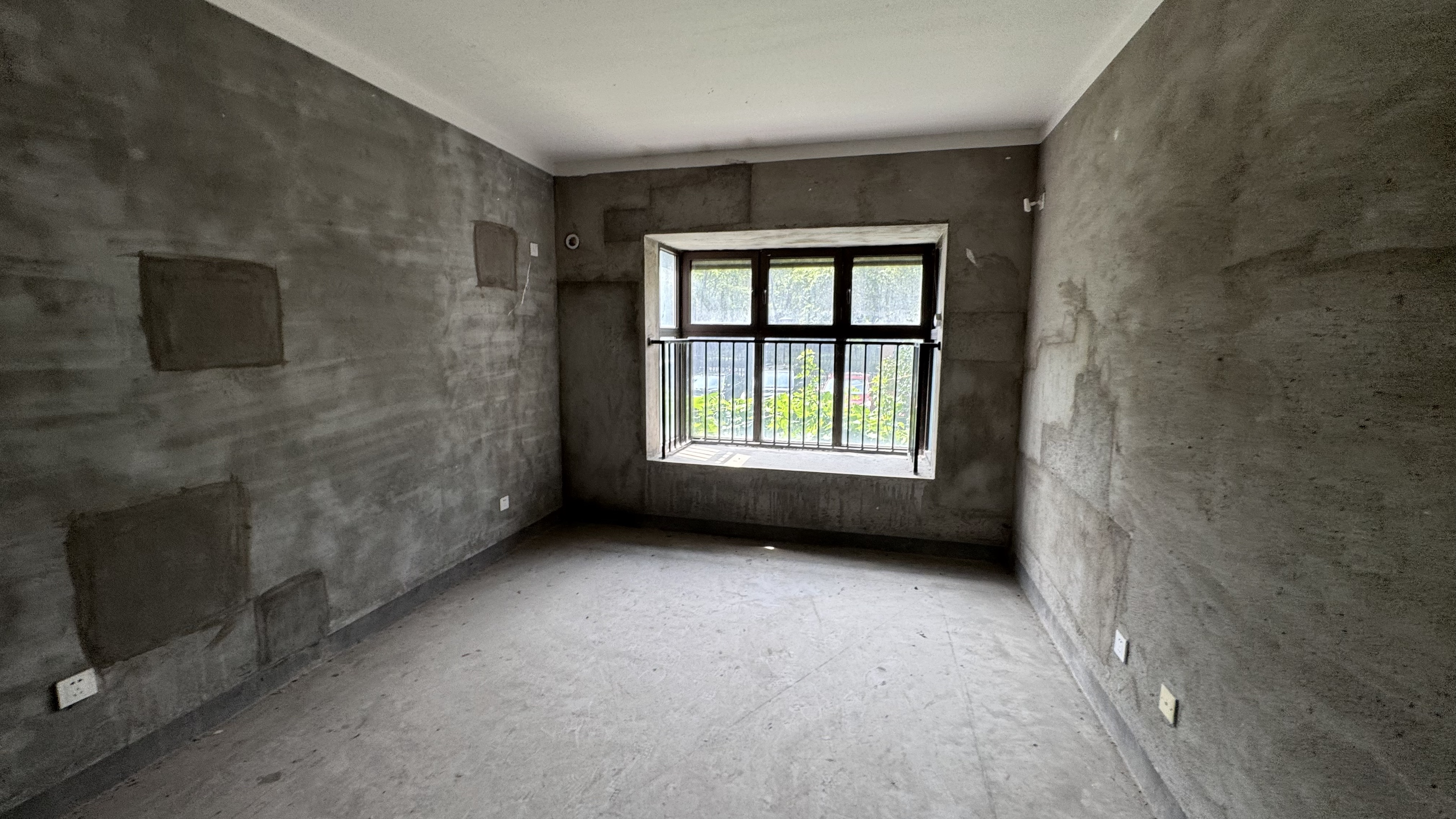 华强城 3室2厅2卫 252.31m&sup2;
