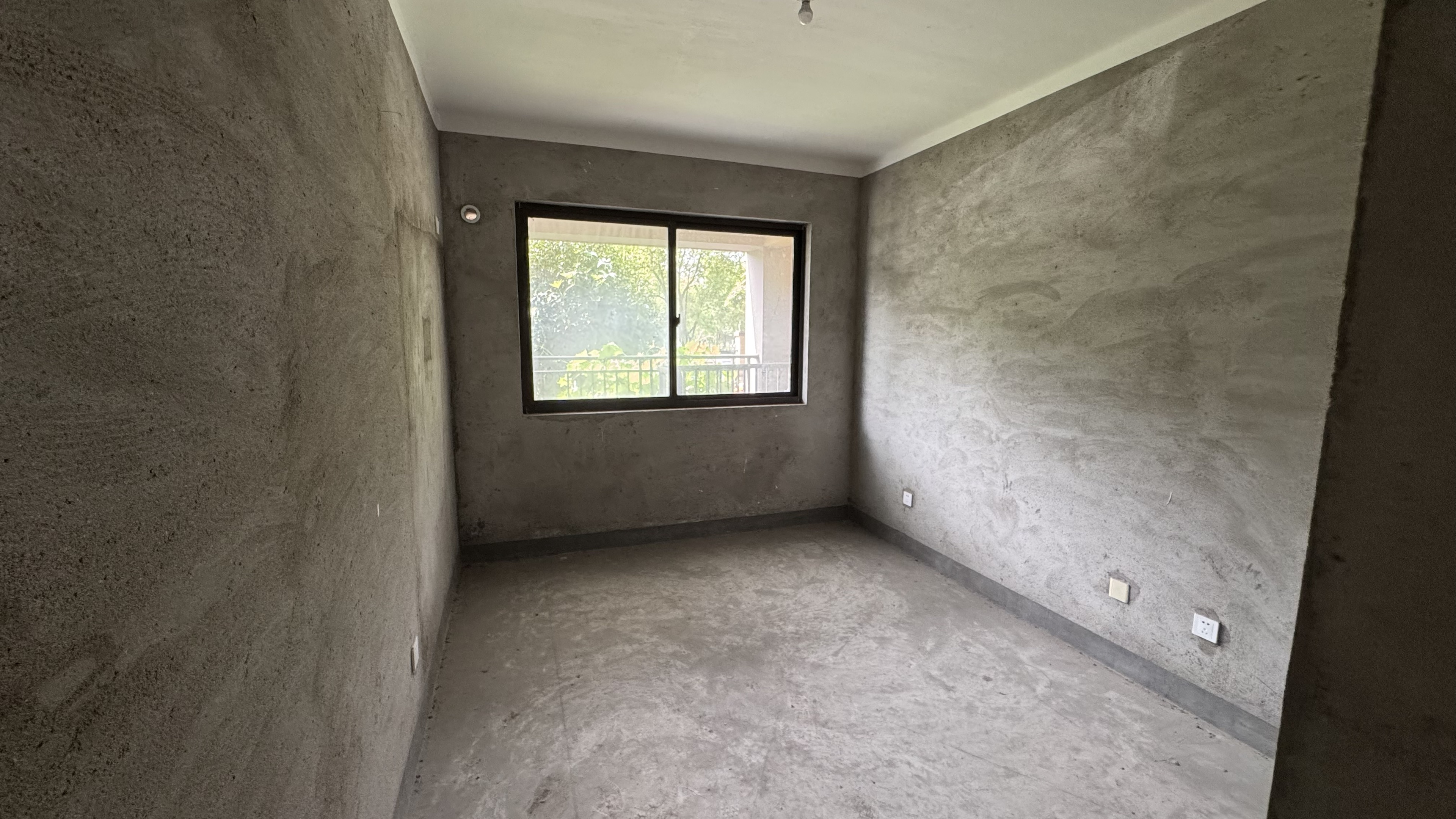 华强城 3室2厅2卫 252.31m&sup2;