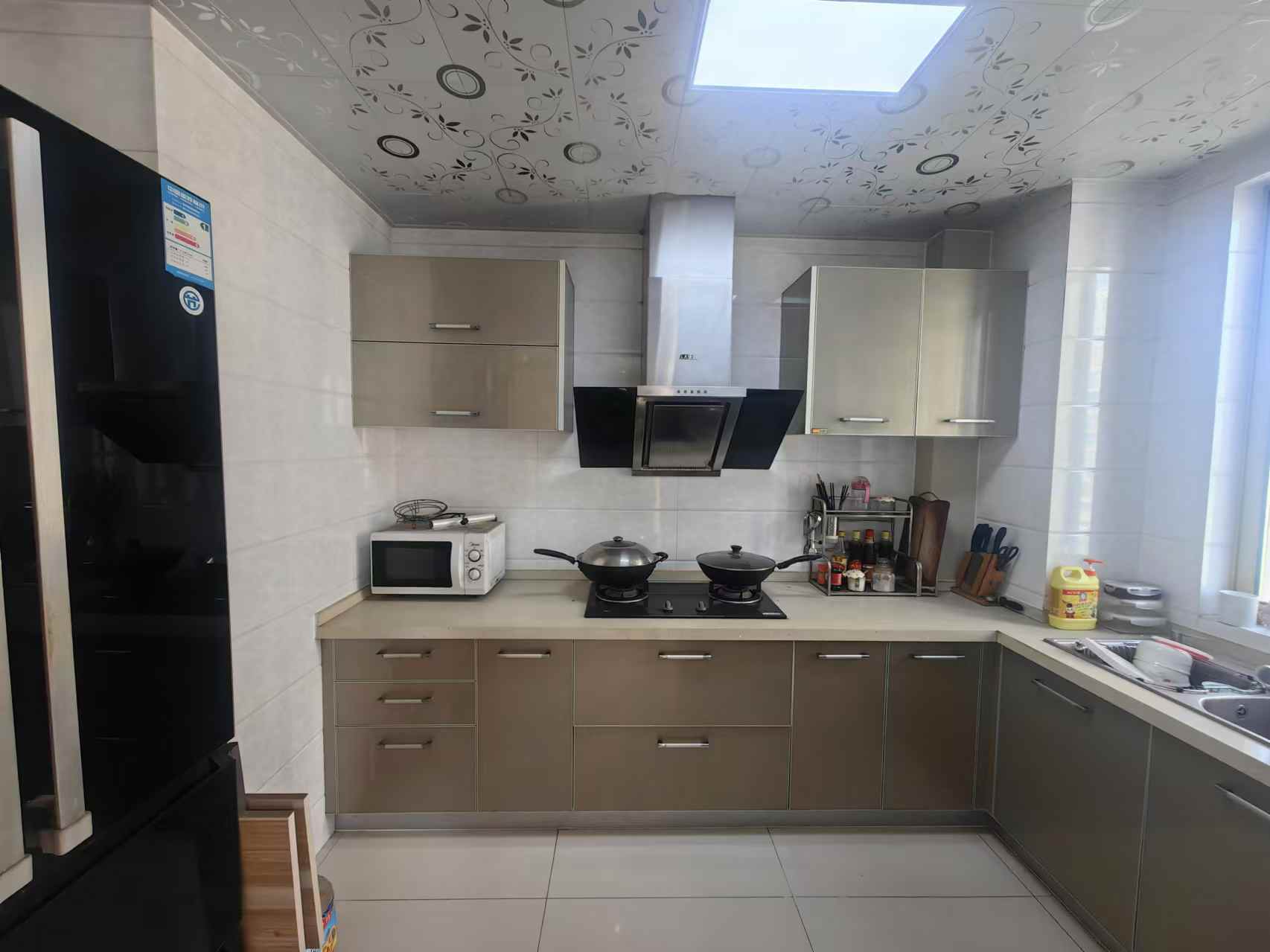 恒盛豪庭 3室2厅1卫 133.00m&sup2;