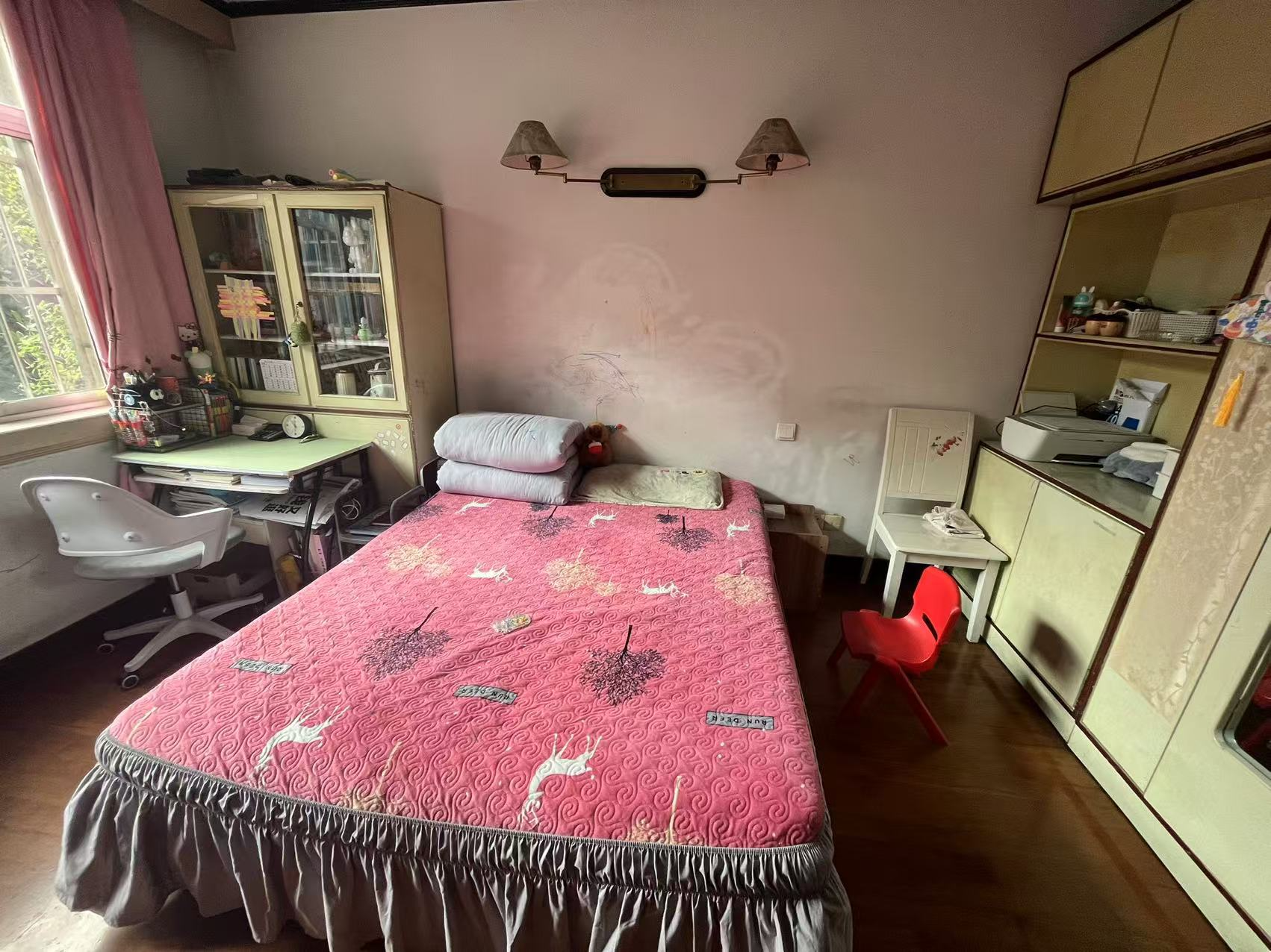 虹桥东村 2室1厅1卫 70m&sup2;