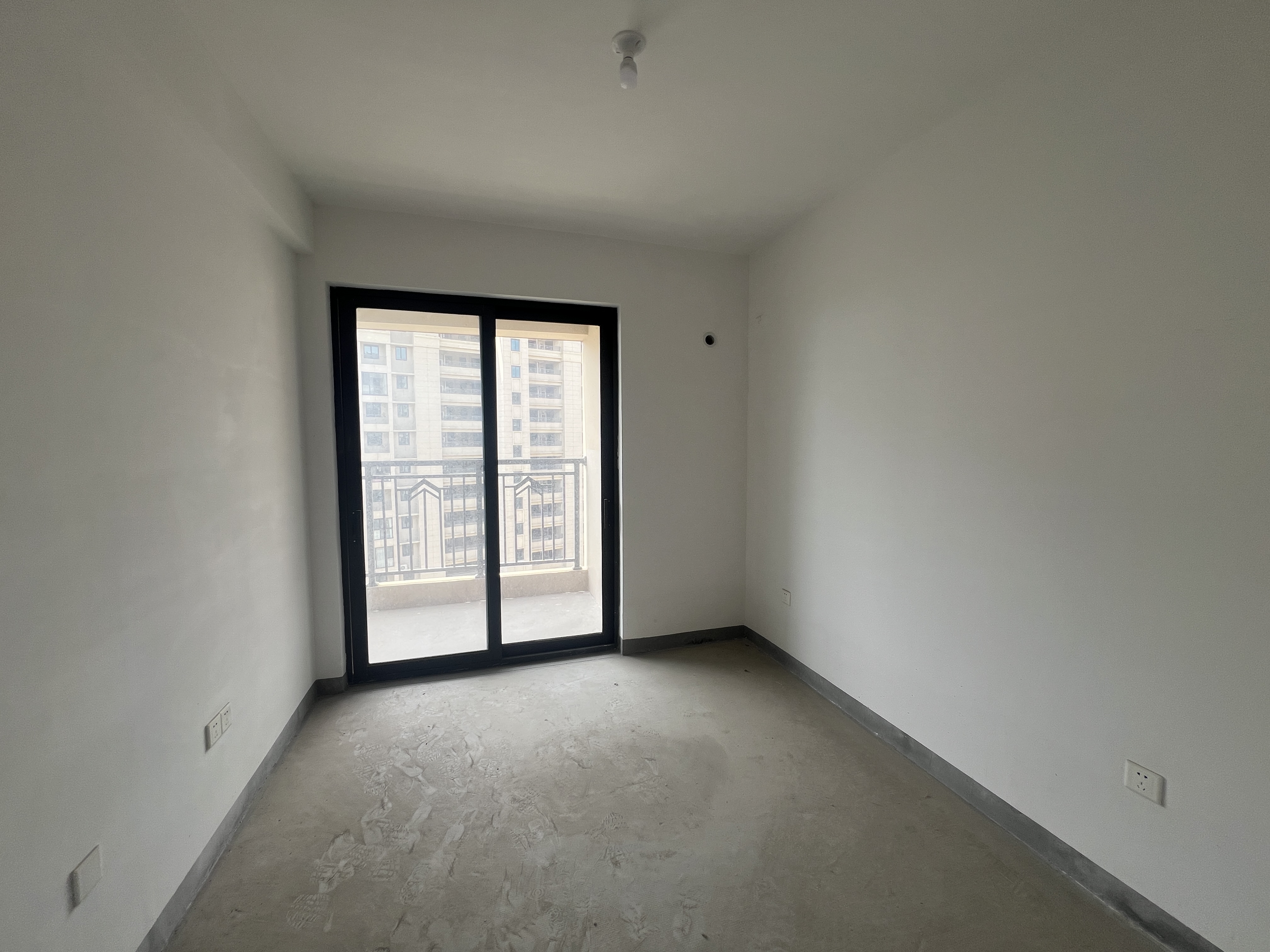招商新城雍景湾 3室2厅1卫 87.08m&sup2;