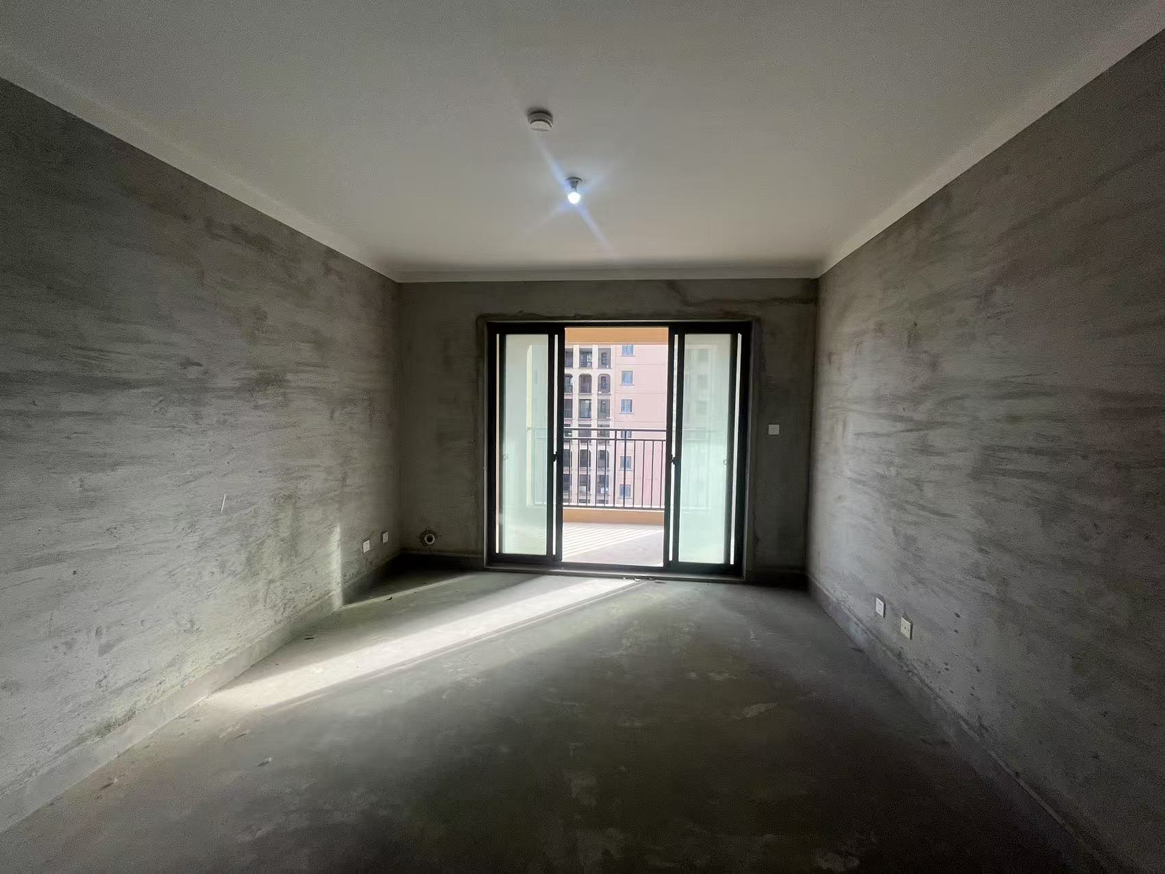华强城四期 3室2厅1卫 108.00m&sup2;