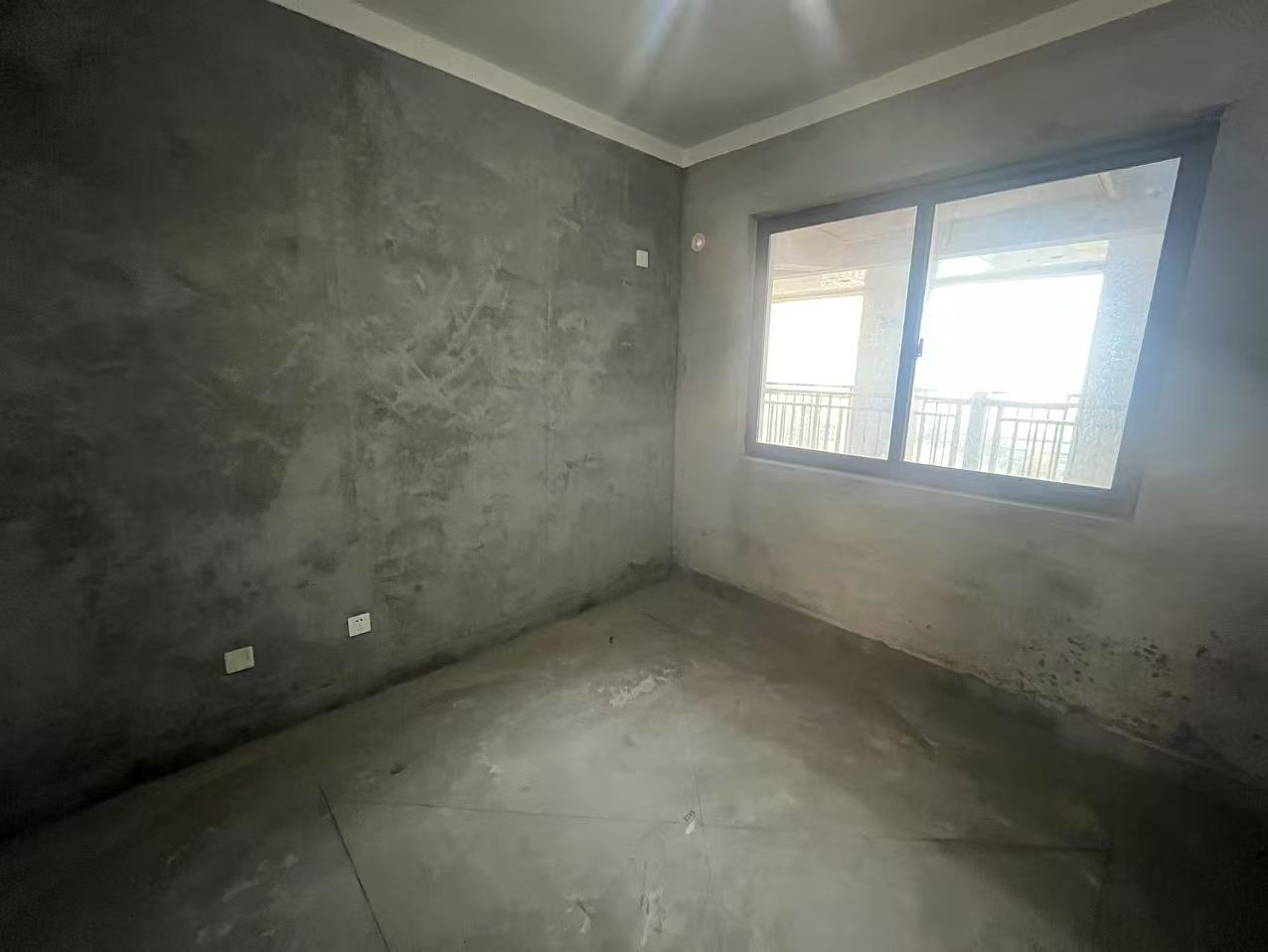 华强城四期 3室2厅1卫 108.00m&sup2;