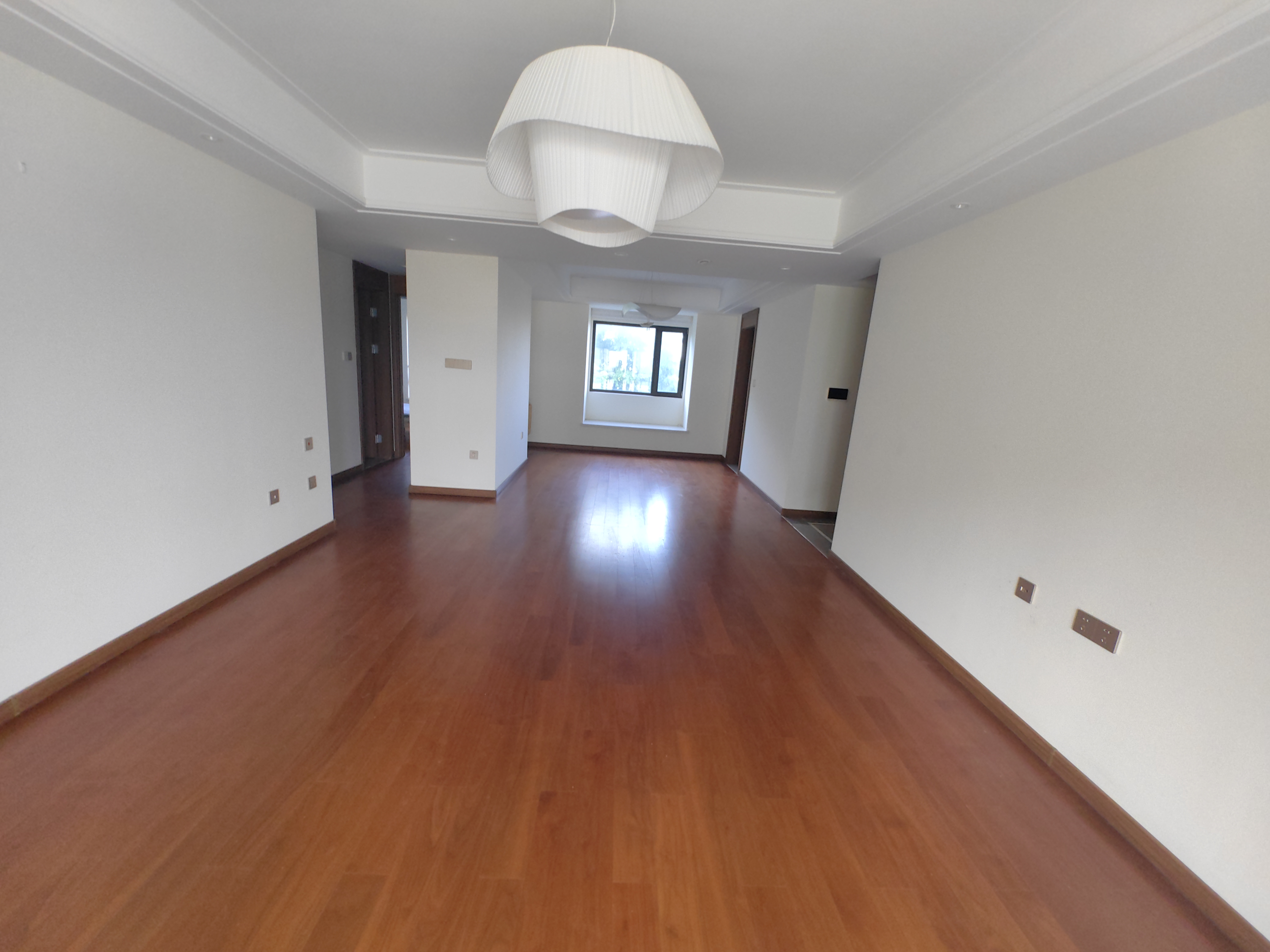 中南万科大都会 3室2厅2卫 130m&sup2;