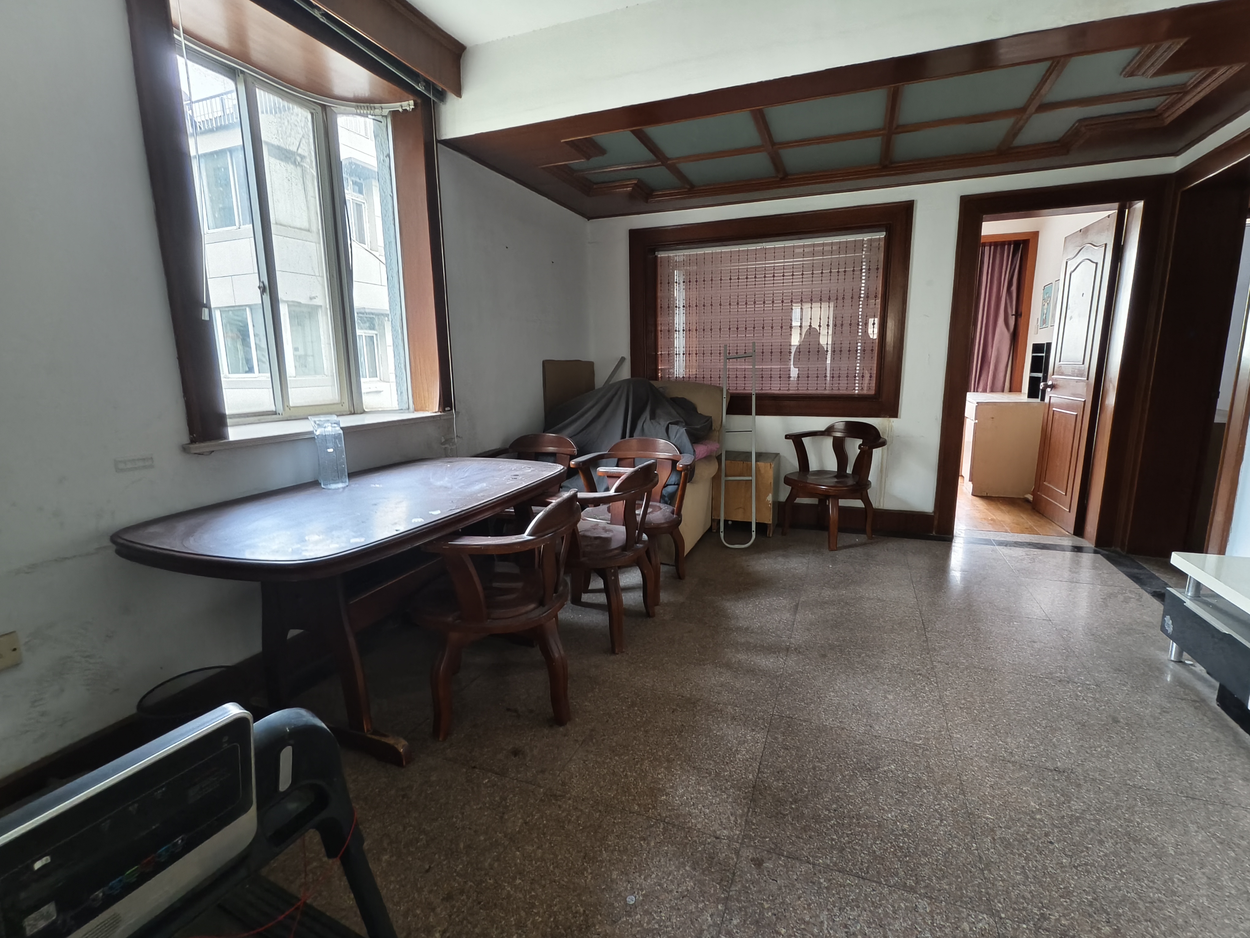 北濠桥东村 2室1厅1卫 77m²