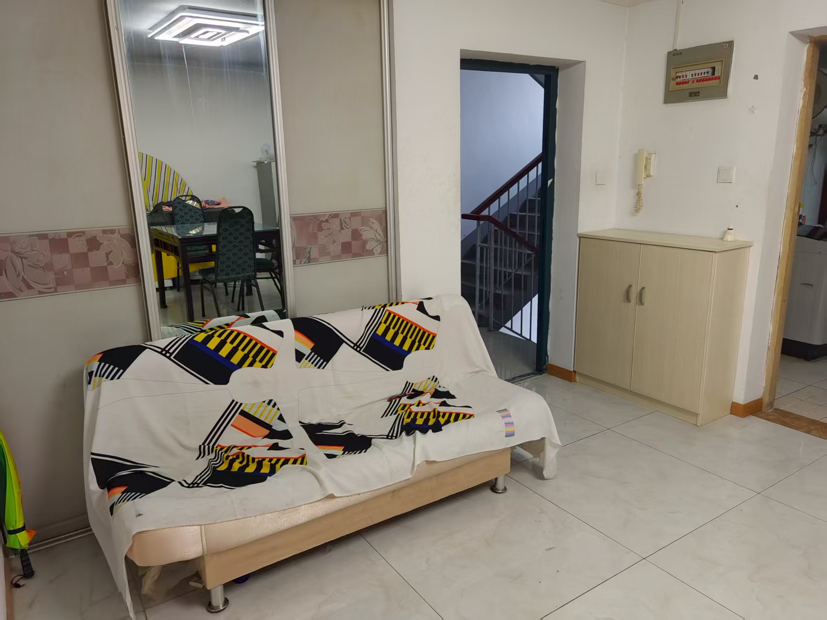 秦灶新村南区 2室2厅1卫 95m&sup2;