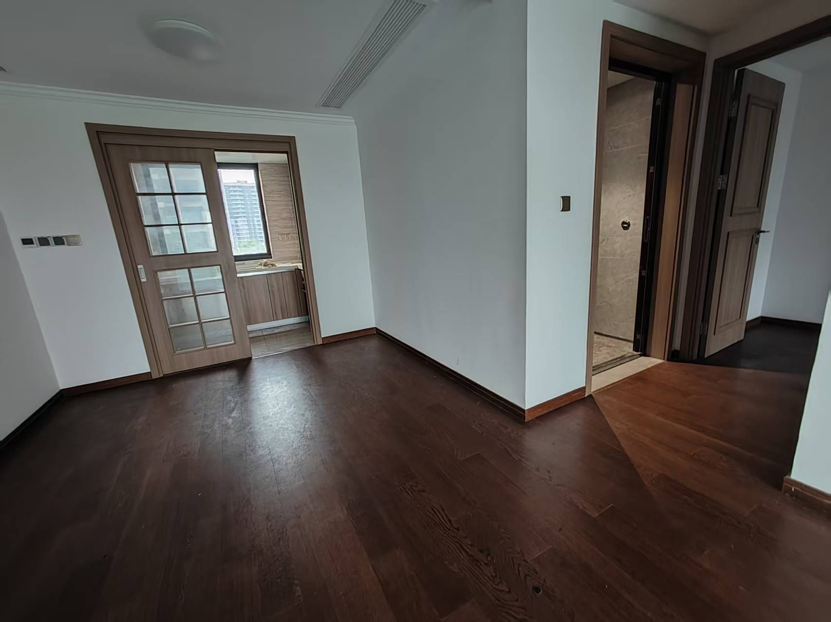 雍华府 3室2厅2卫 117m&sup2;