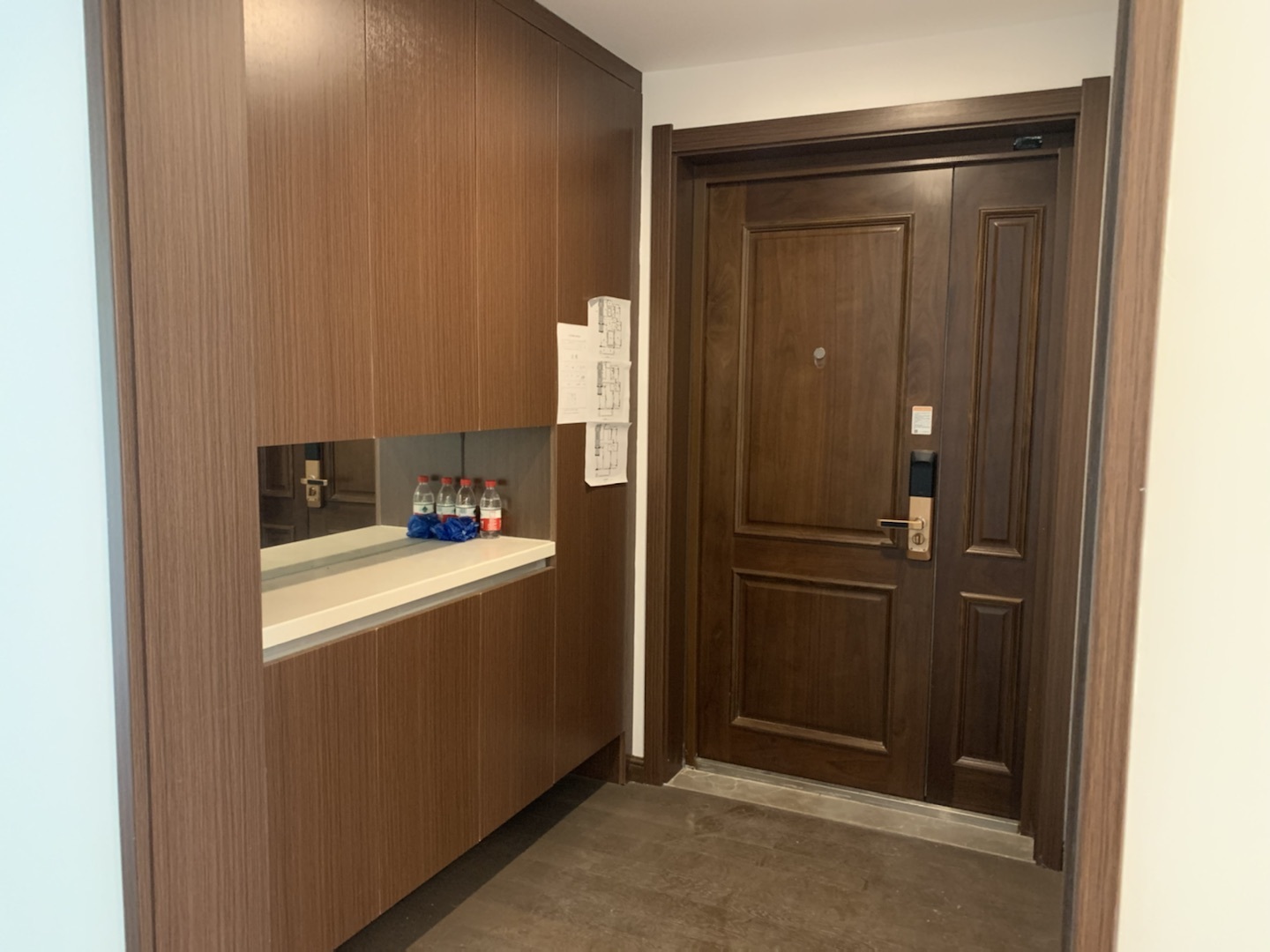 华强国际公馆 3室2厅2卫 137.99m&sup2;