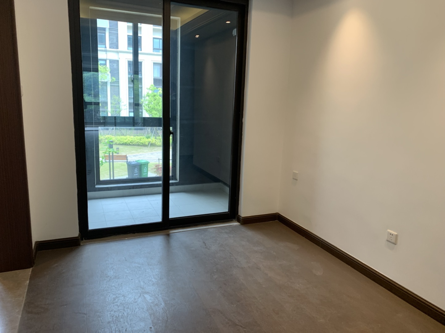 华强国际公馆 3室2厅2卫 137.99m&sup2;