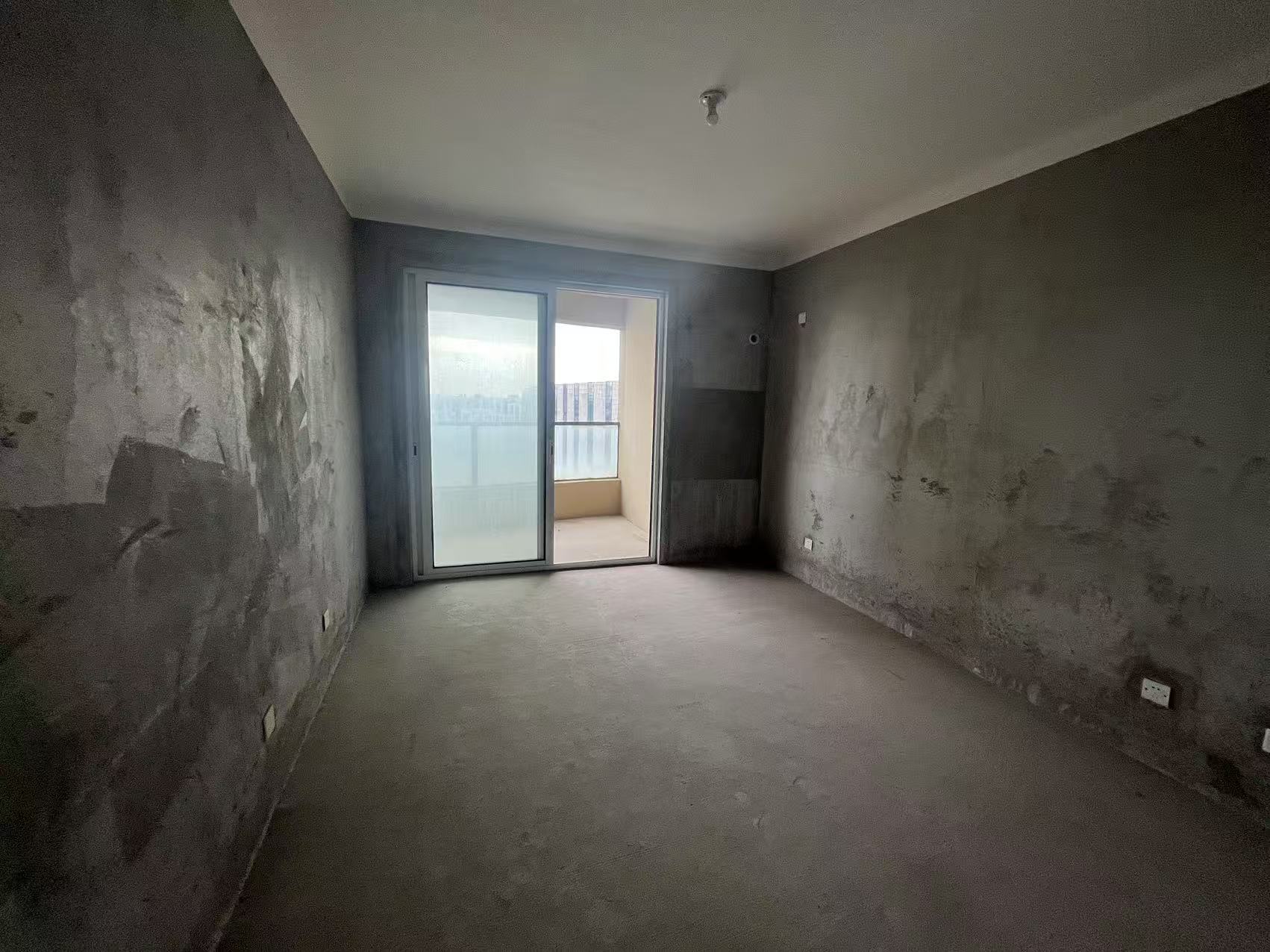 富都豪园 3室2厅1卫 109m&sup2;