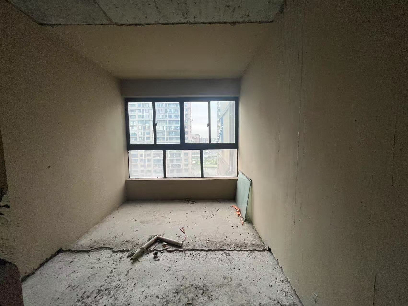 富都豪园 3室2厅1卫 109m&sup2;