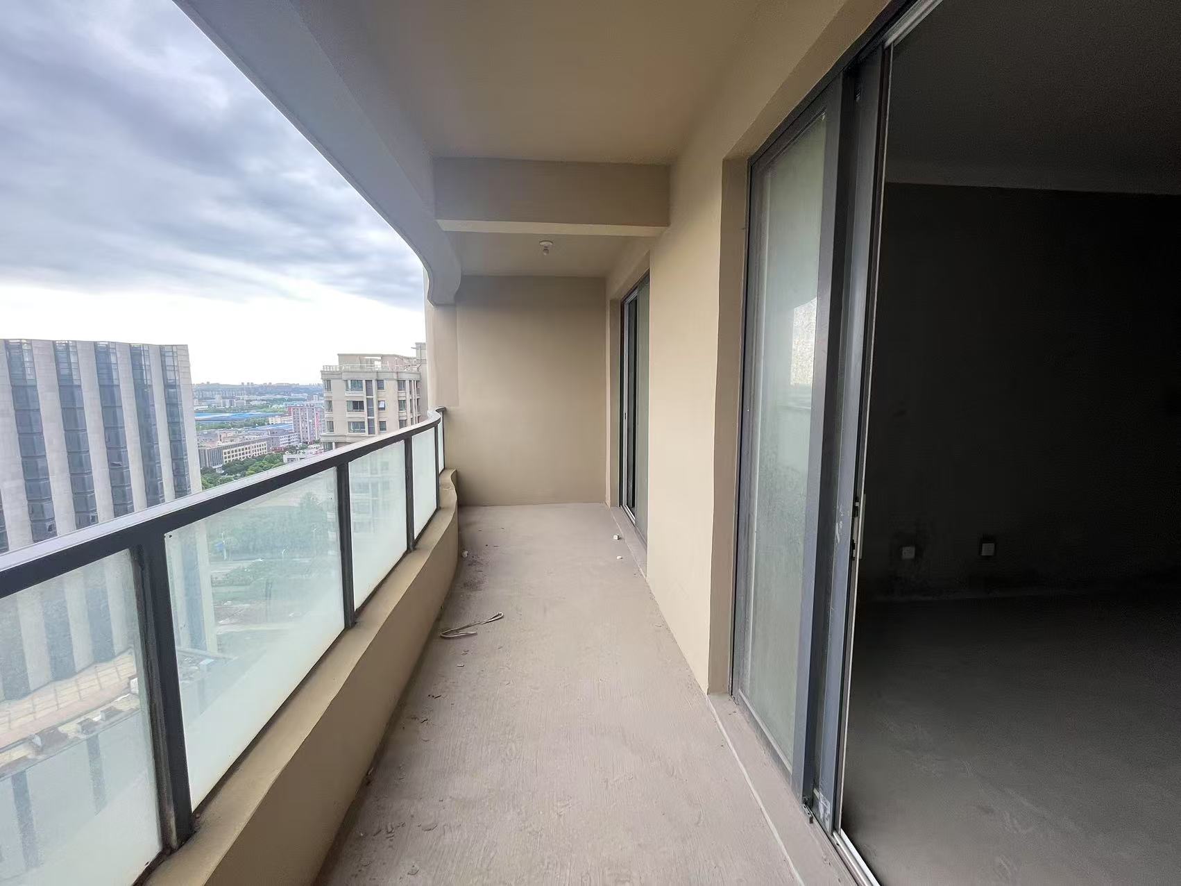 富都豪园 3室2厅1卫 109m&sup2;
