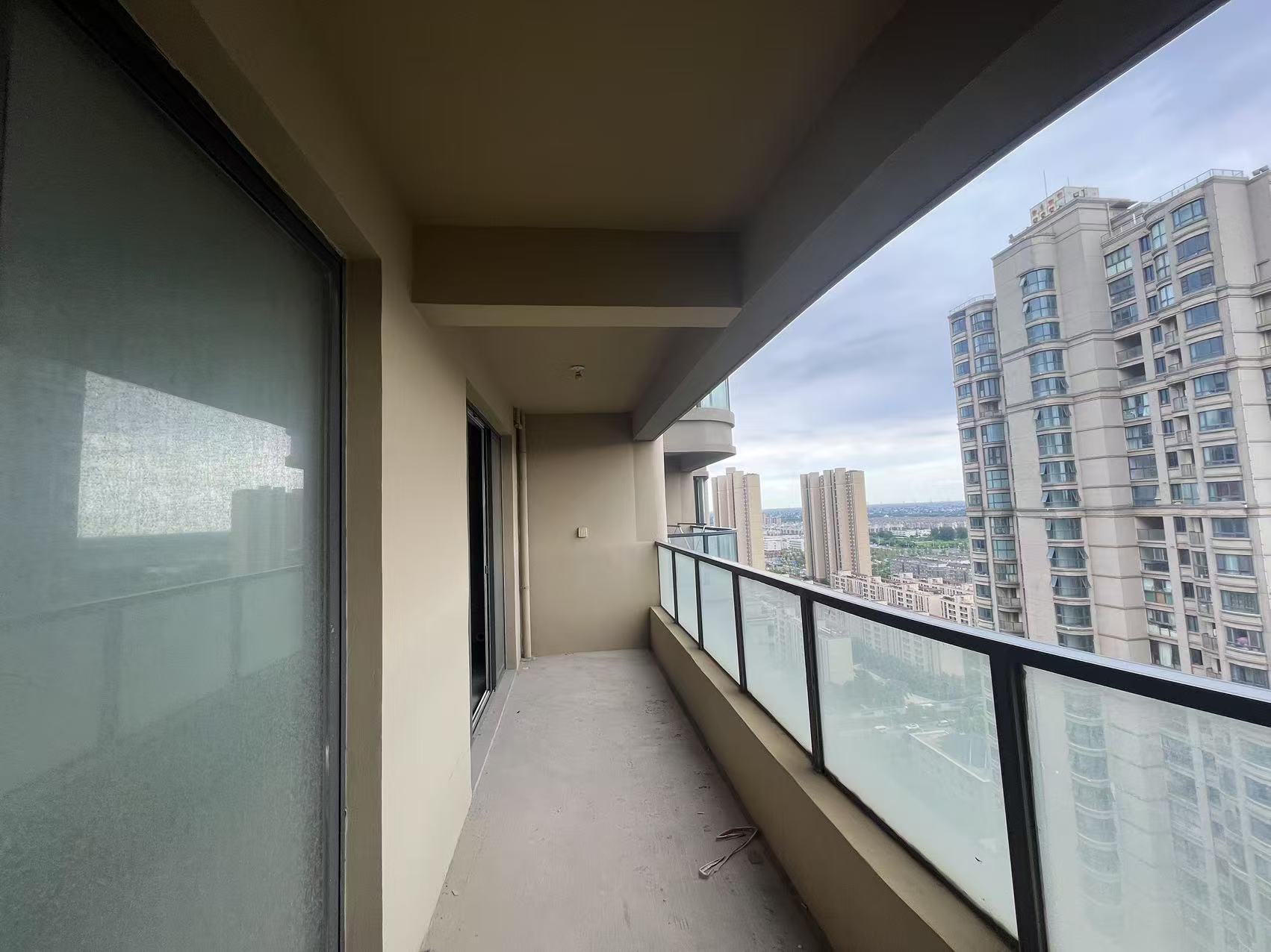 富都豪园 3室2厅1卫 109m&sup2;