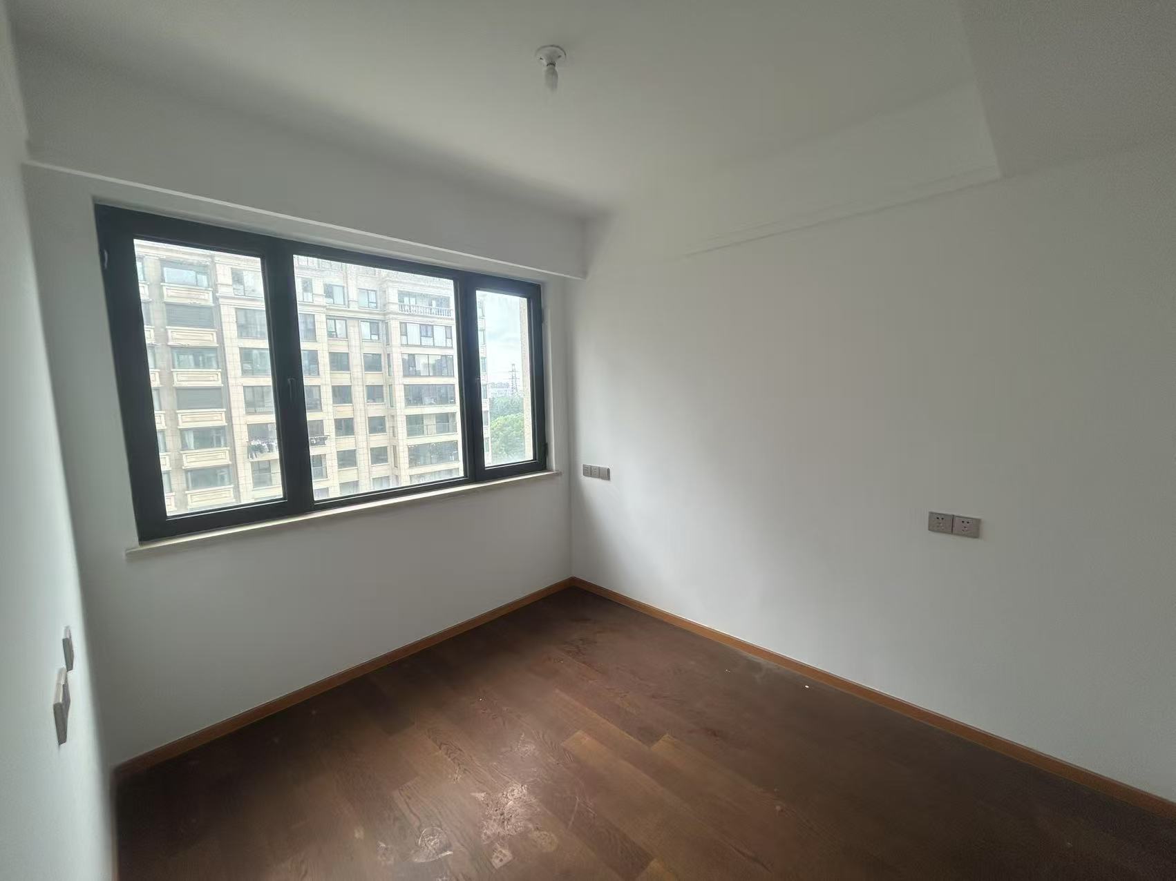 中南熙悦(南通经济技术开发区) 4室2厅2卫 122m&sup2;