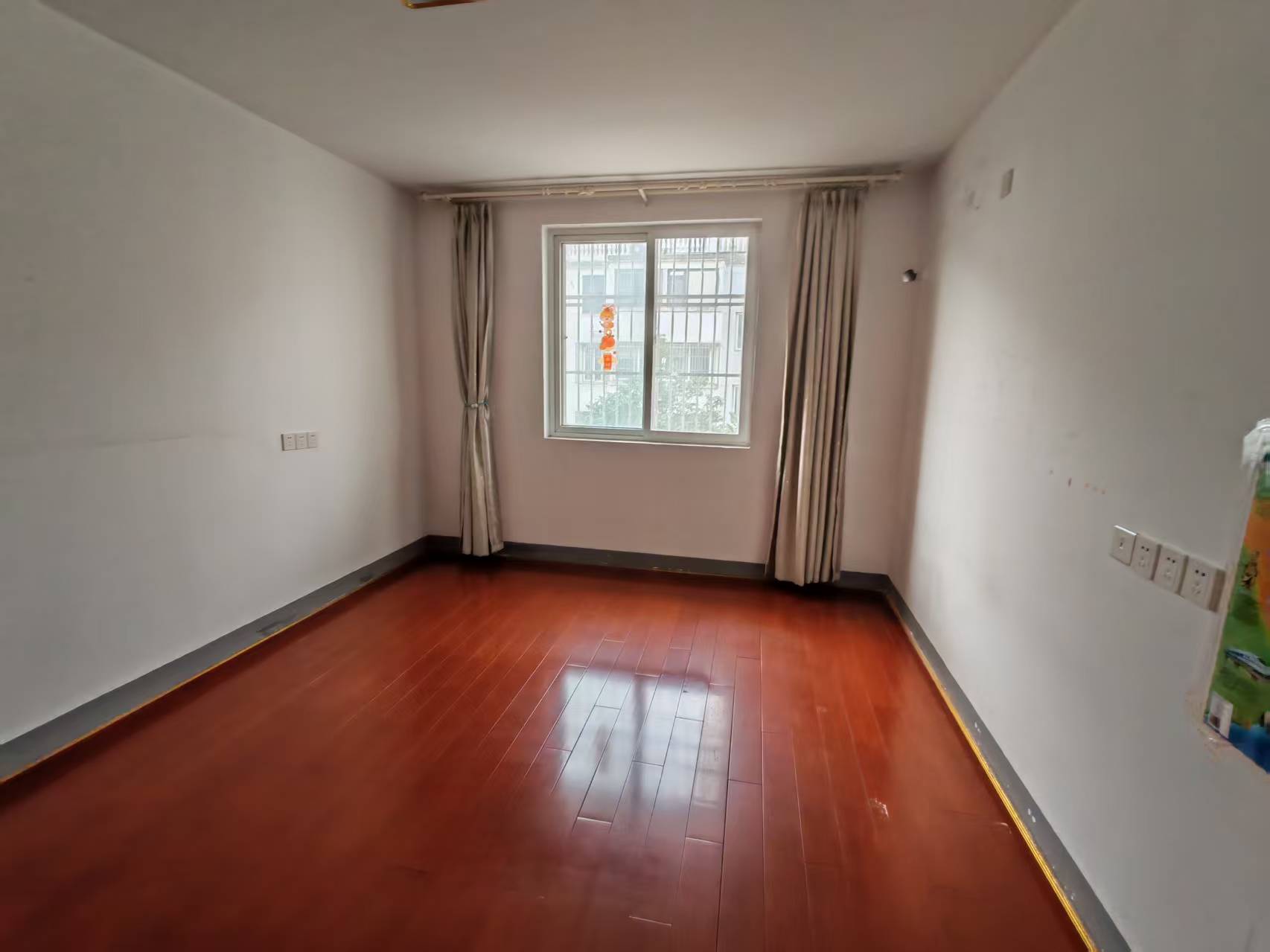 金辉花园 2室2厅1卫 92.05m&sup2;