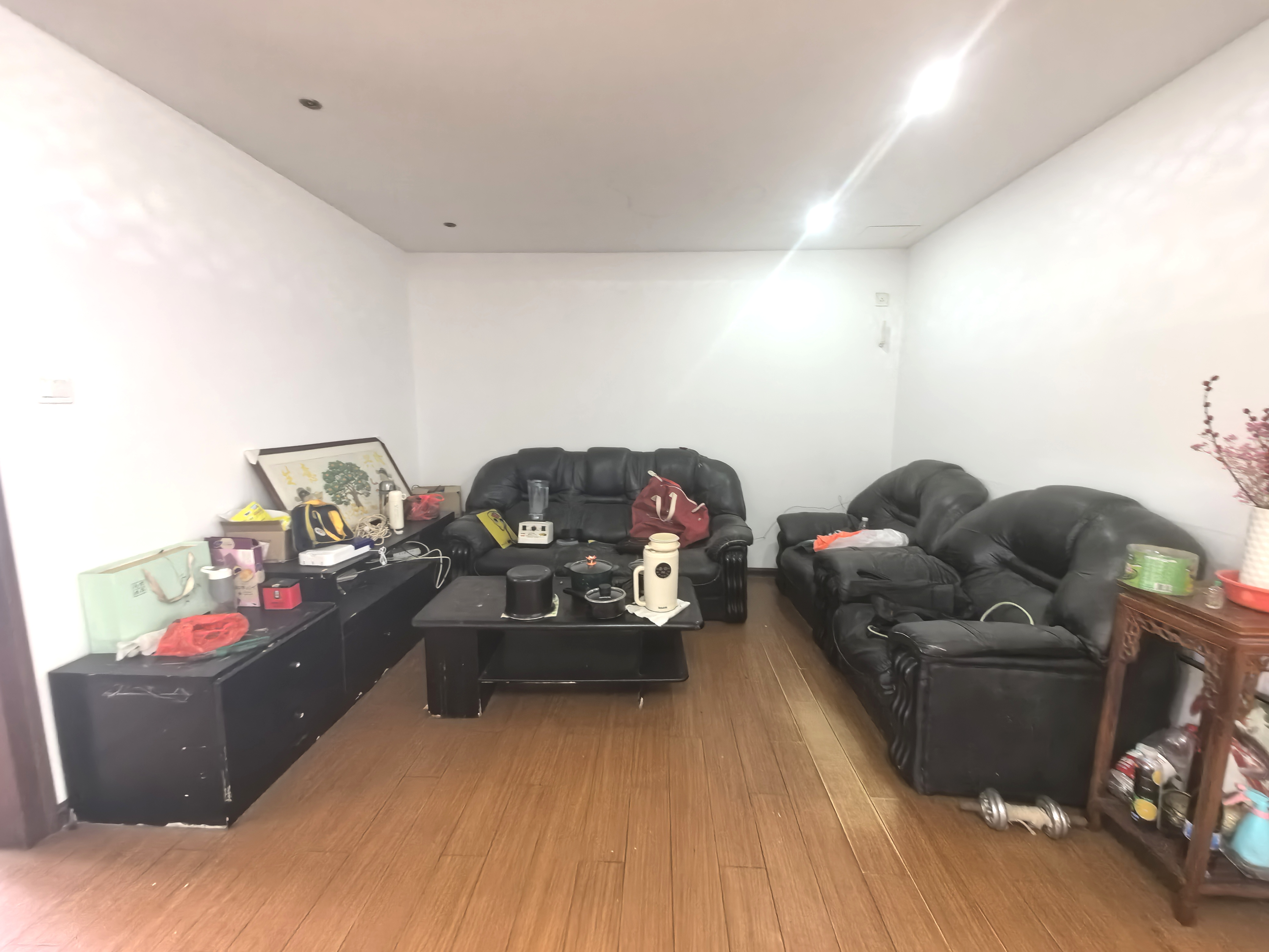 和谐怡园佳苑 3室2厅1卫 115.87m²