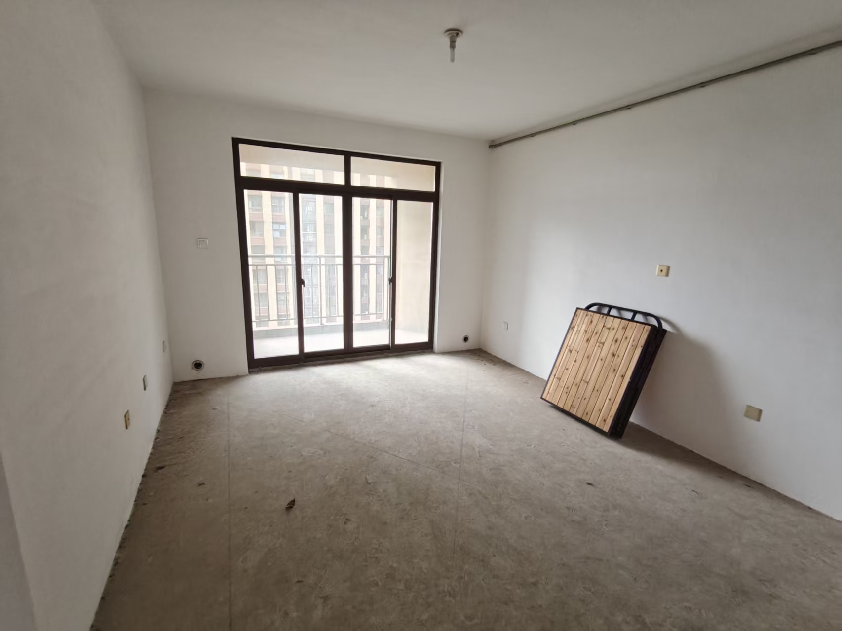 盛和花半里 3室1厅1卫 116.68m²