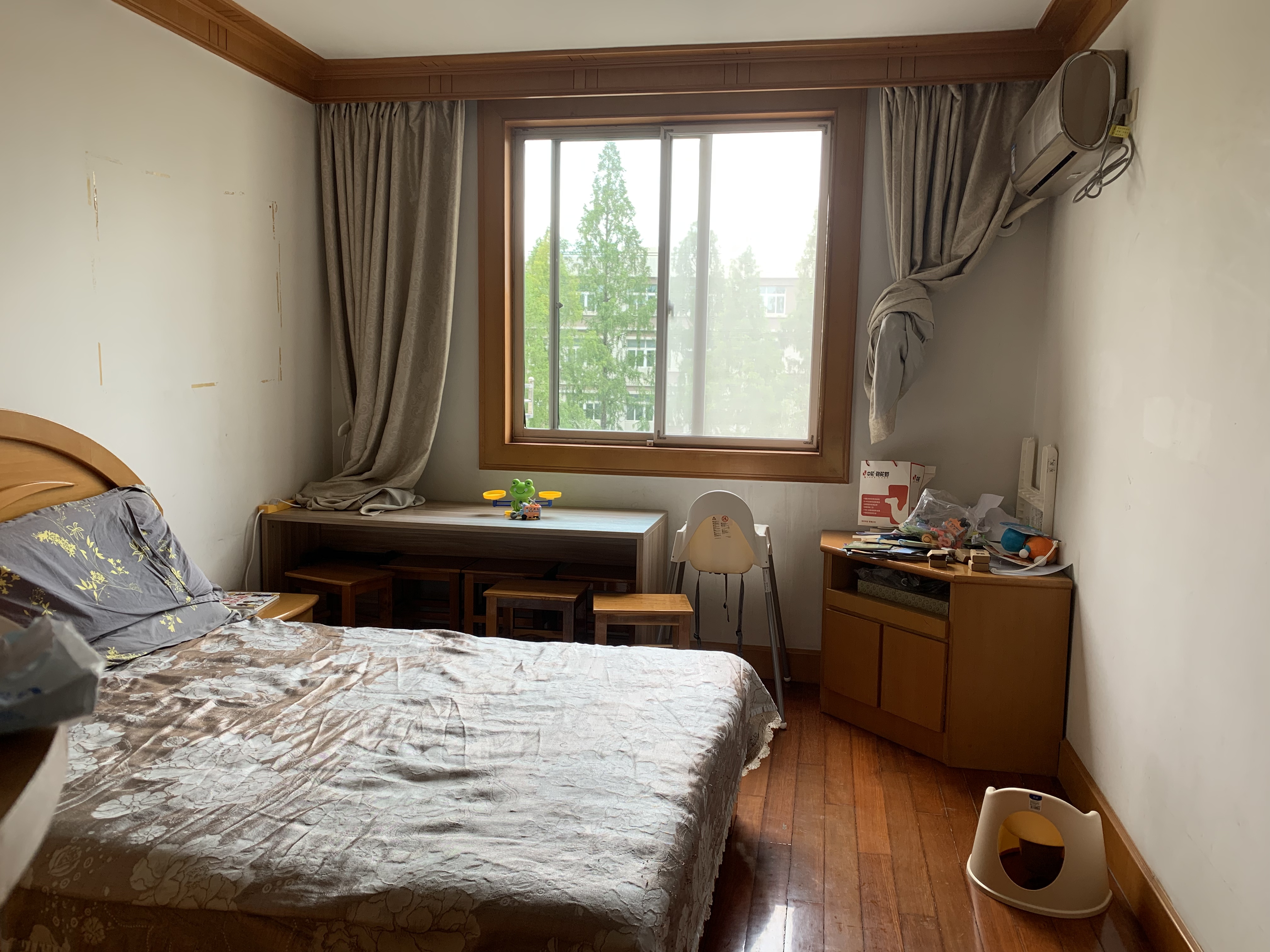 学田南苑 3室1厅1卫 119.00m&sup2;