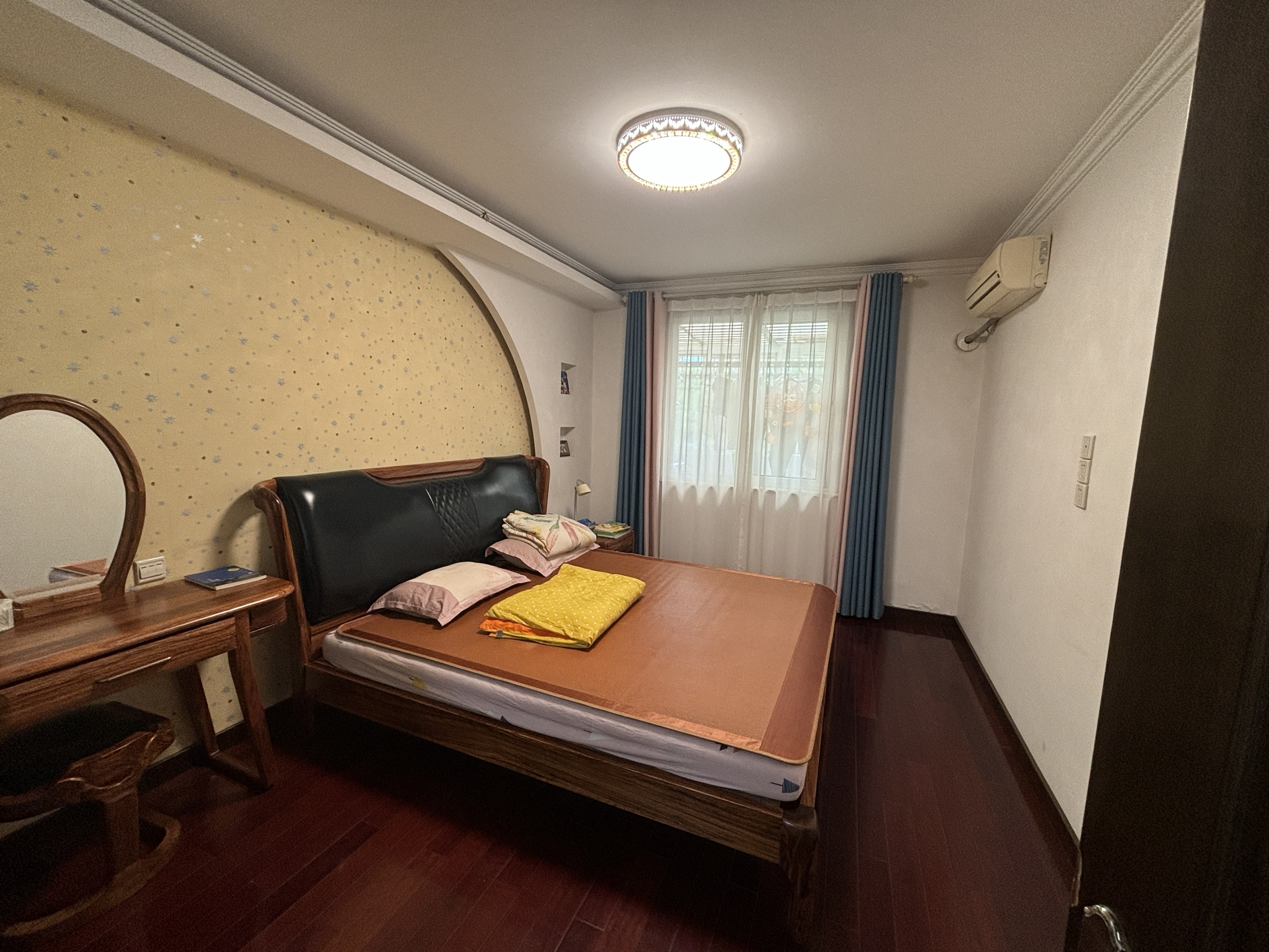 城南小苑 3室2厅1卫 123.00m&sup2;