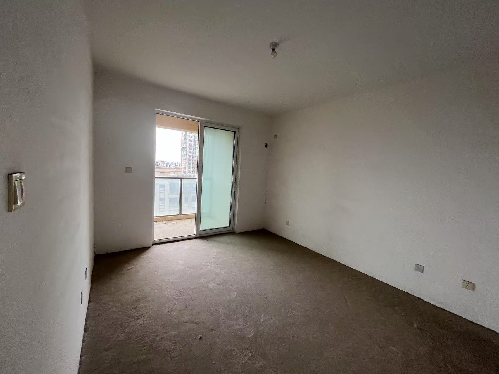 富都豪园 3室2厅1卫 120m&sup2;