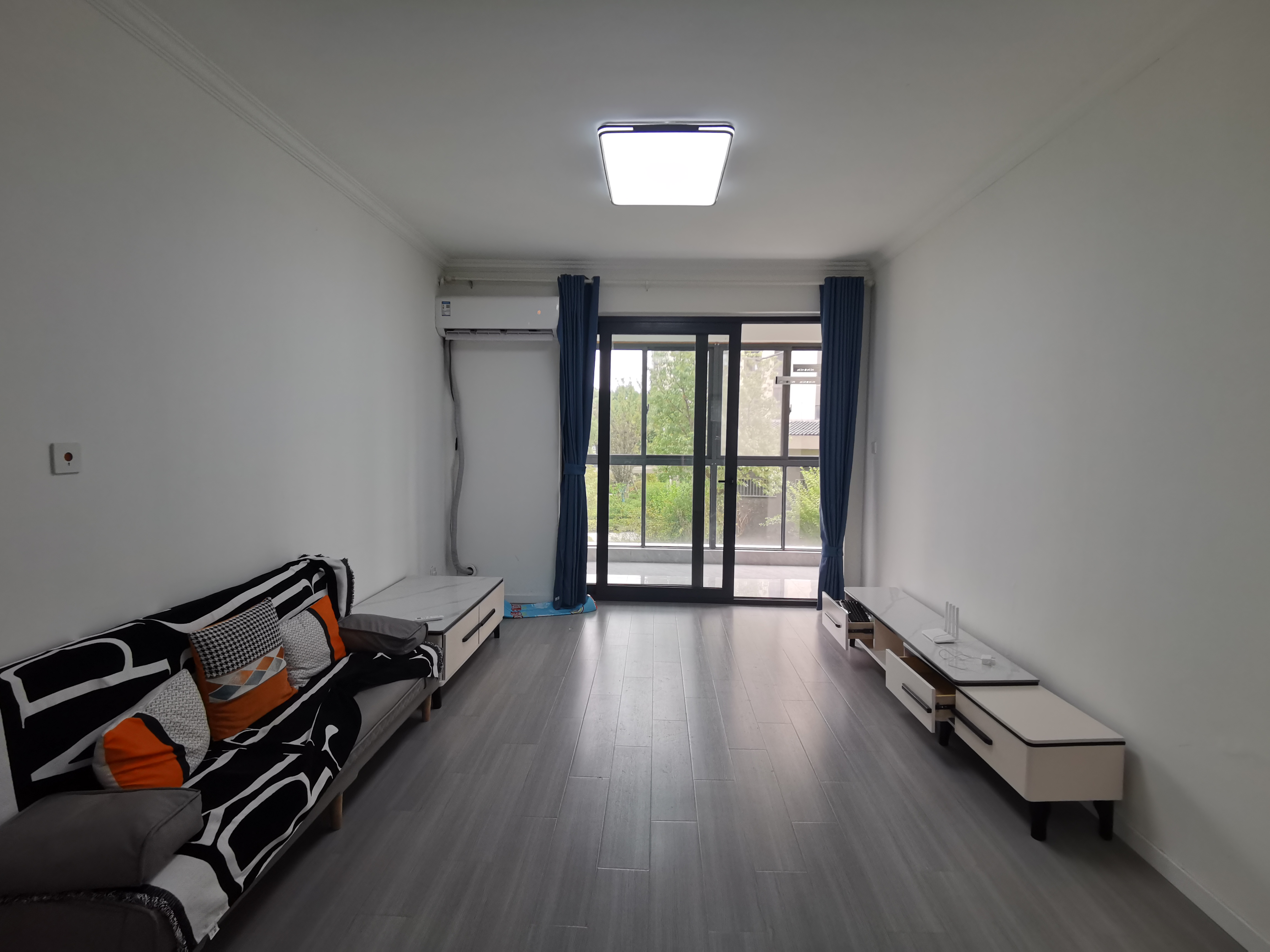 东时区 3室2厅1卫 96.00m²