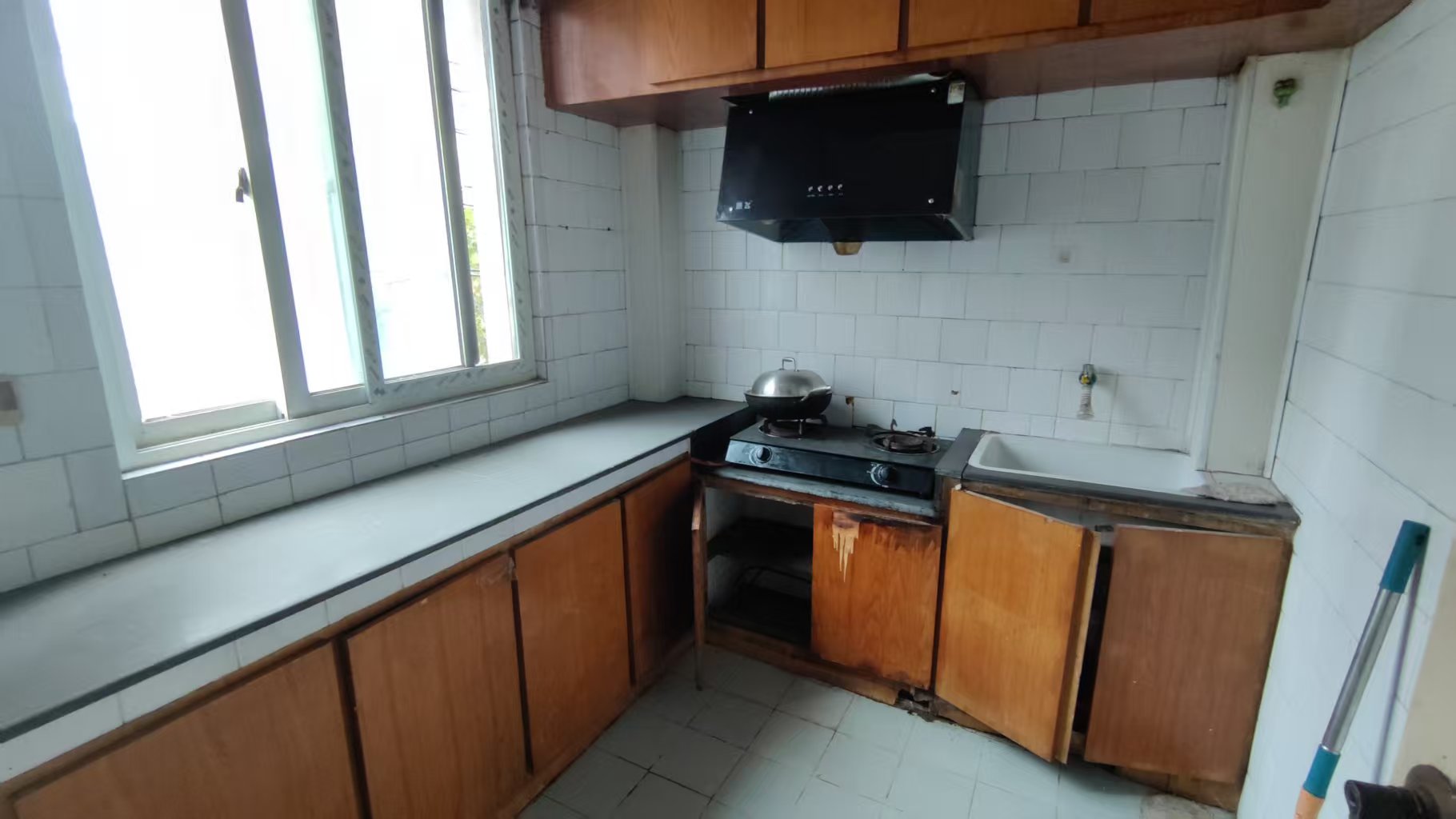 任港路2号 3室1厅1卫 74m&sup2;