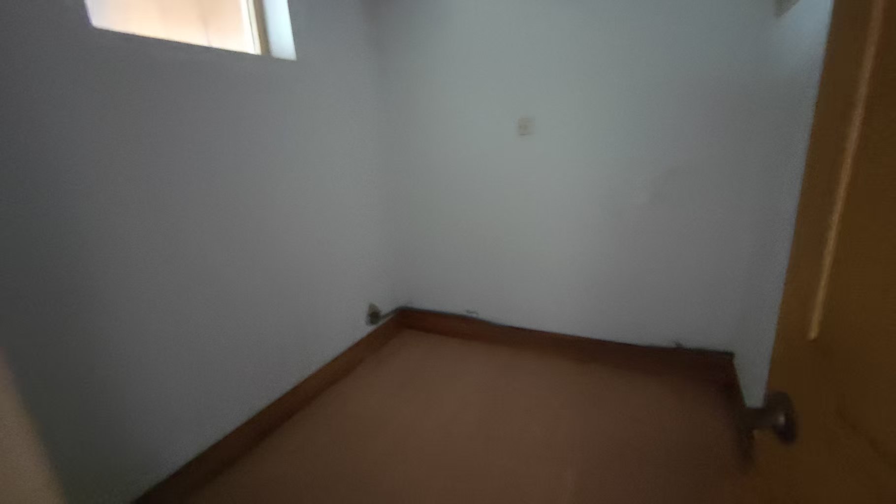 任港路2号 3室1厅1卫 74m&sup2;