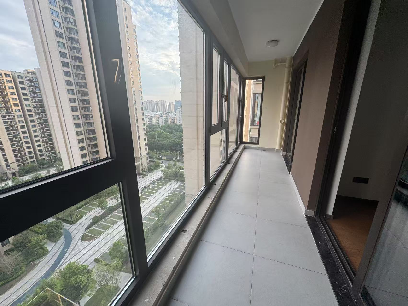春风南岸西园 3室2厅1卫 95.92m&sup2;