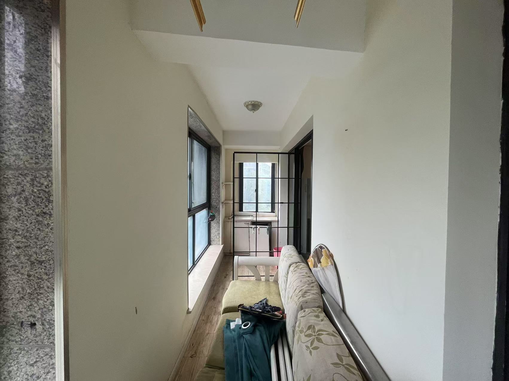 南通橡树湾 2室2厅1卫 99m&sup2;