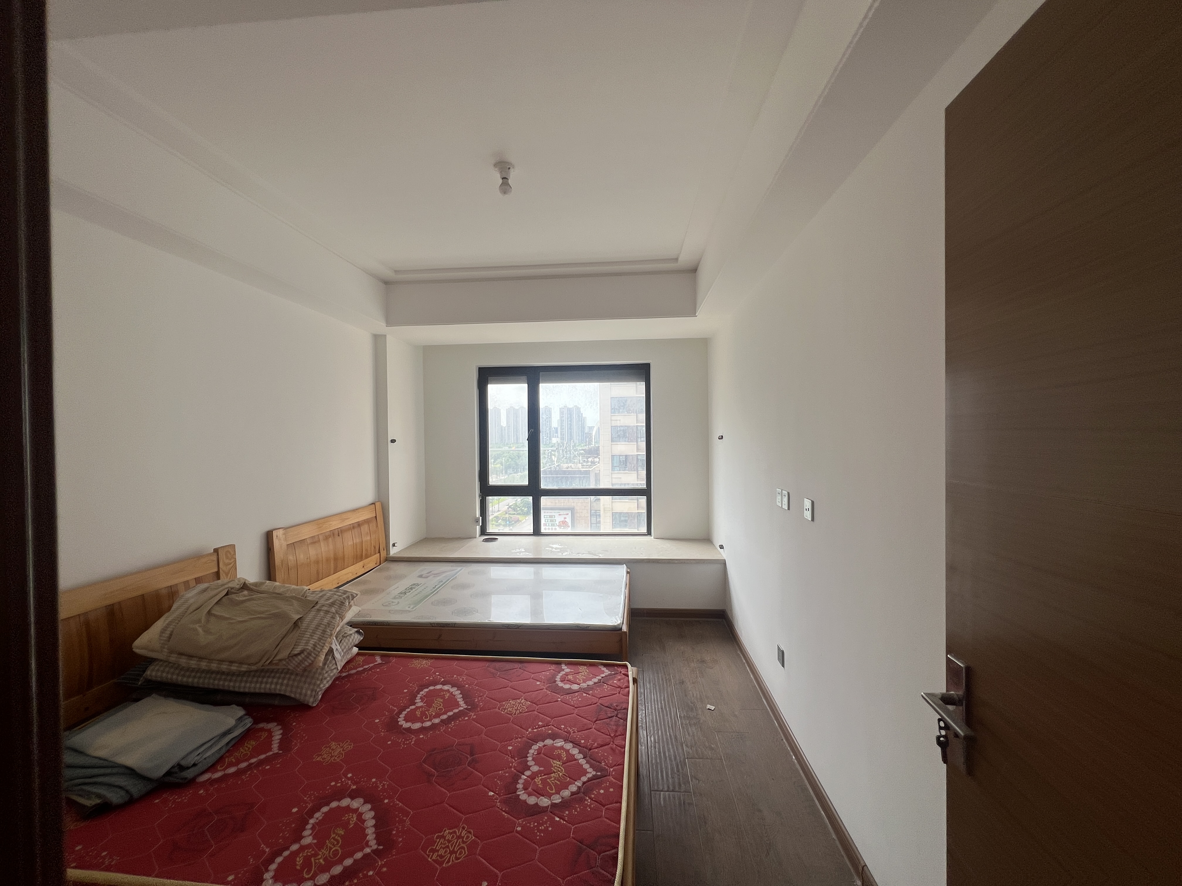 铂金时代 4室2厅2卫 137.00m&sup2;