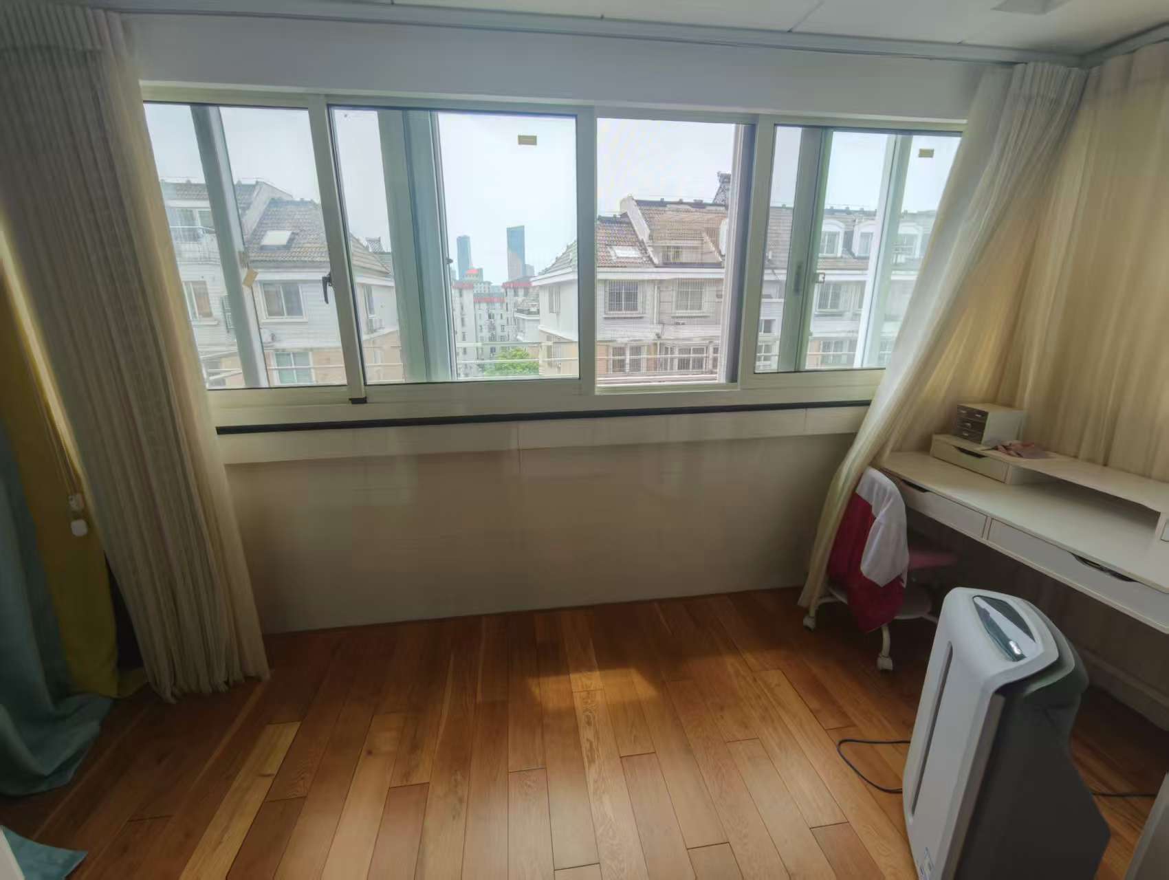 天馨花苑 3室2厅1卫 110m&sup2;